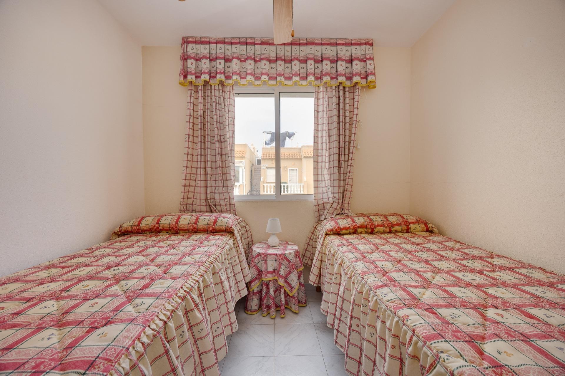 Resale - Villa -
Torrevieja - Torretas