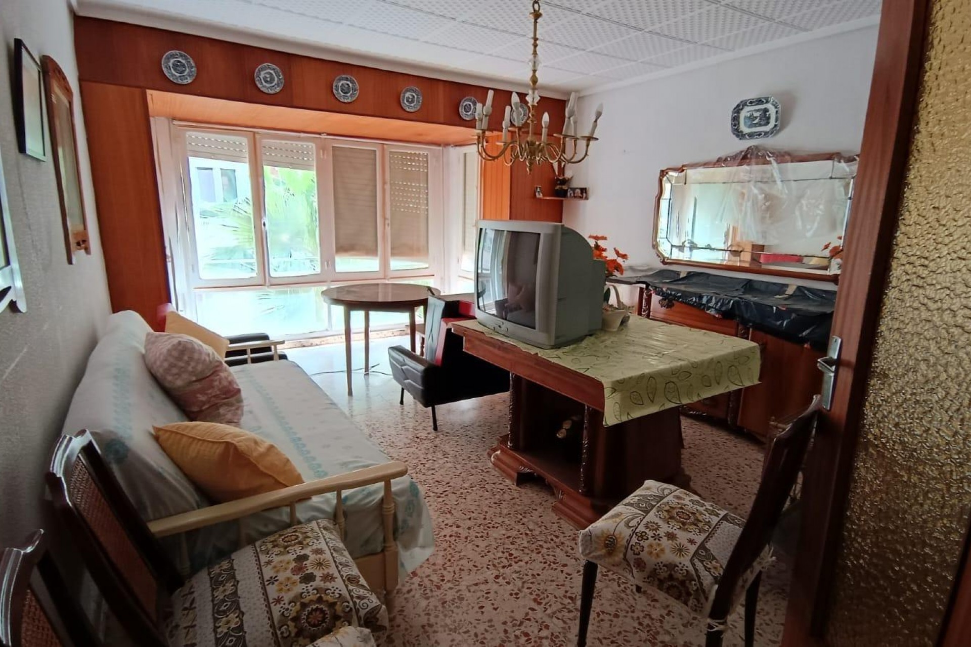 Resale - Villa -
Torrevieja