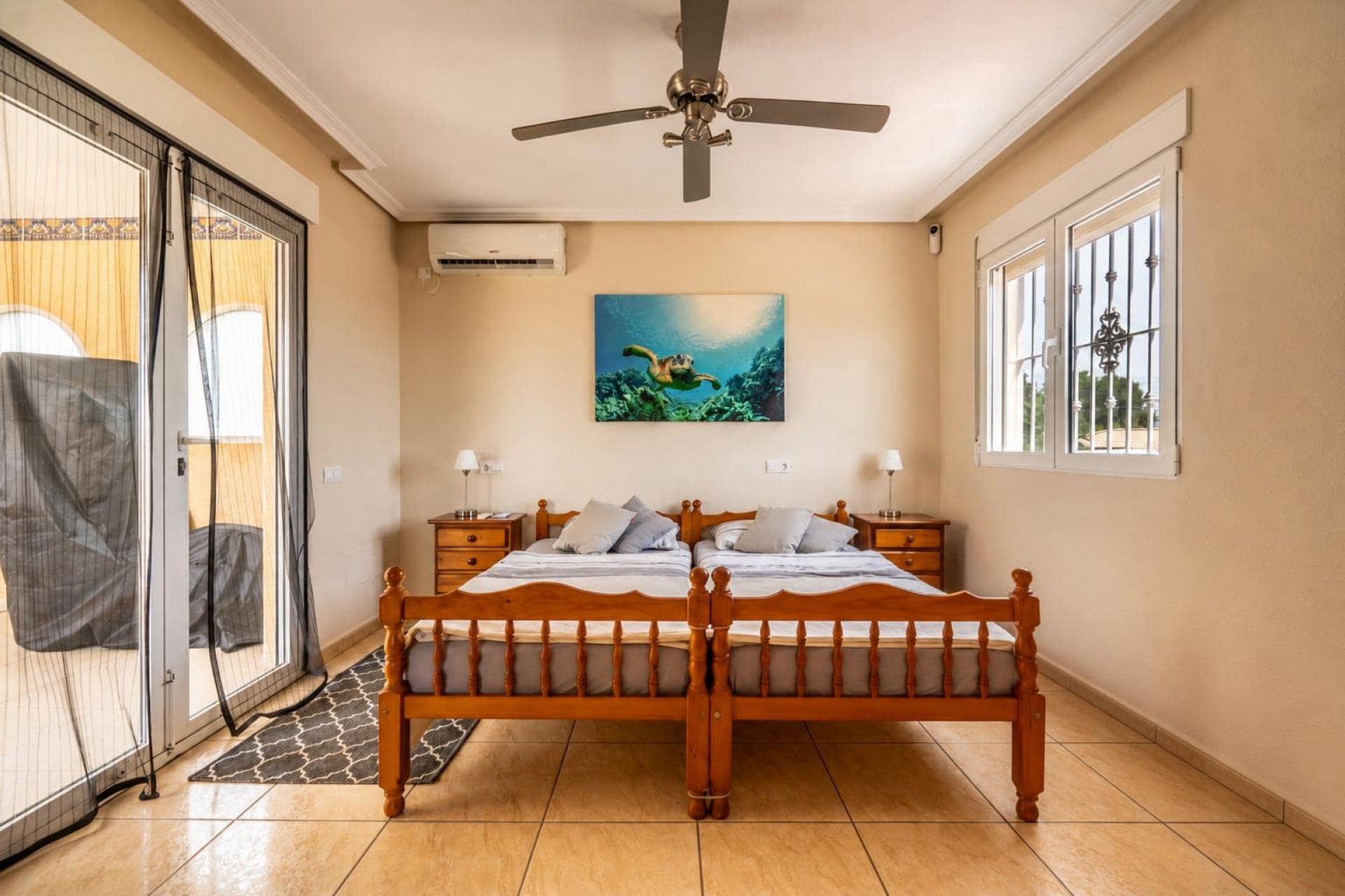 Resale - Villa -
Valle Del Sol - Inland