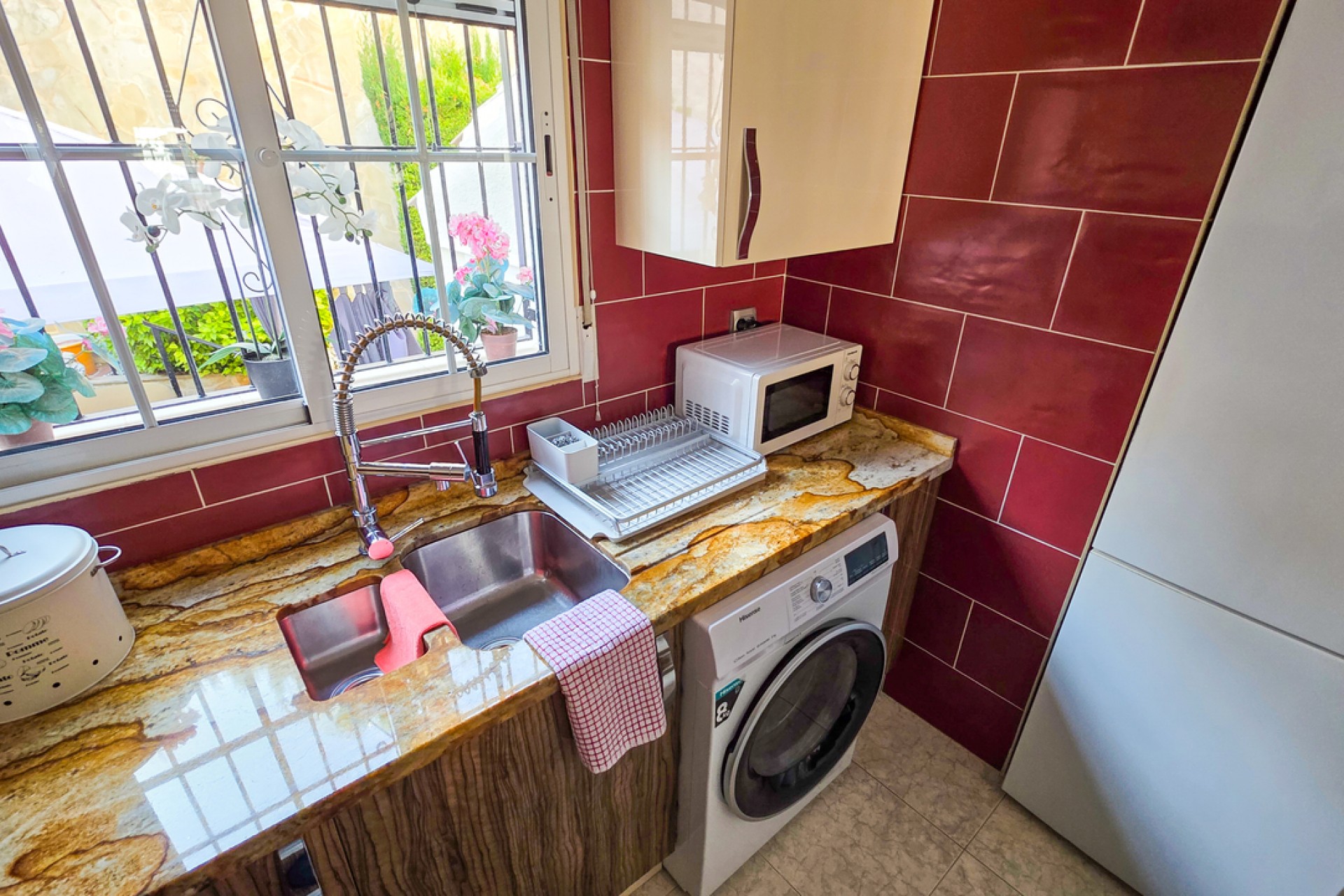 Resale - Villa -
Villamartin - Costa Blanca