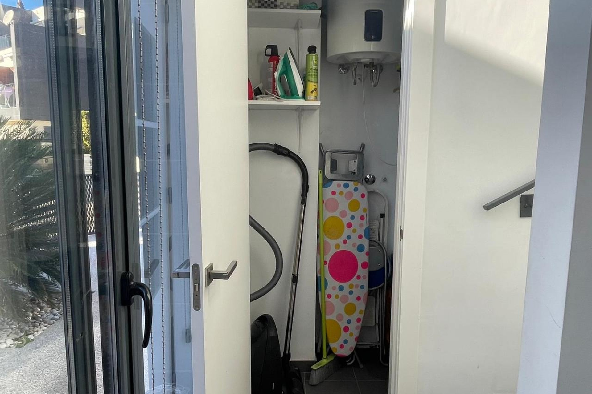 Resale - Villa -
Villamartin - Costa Blanca