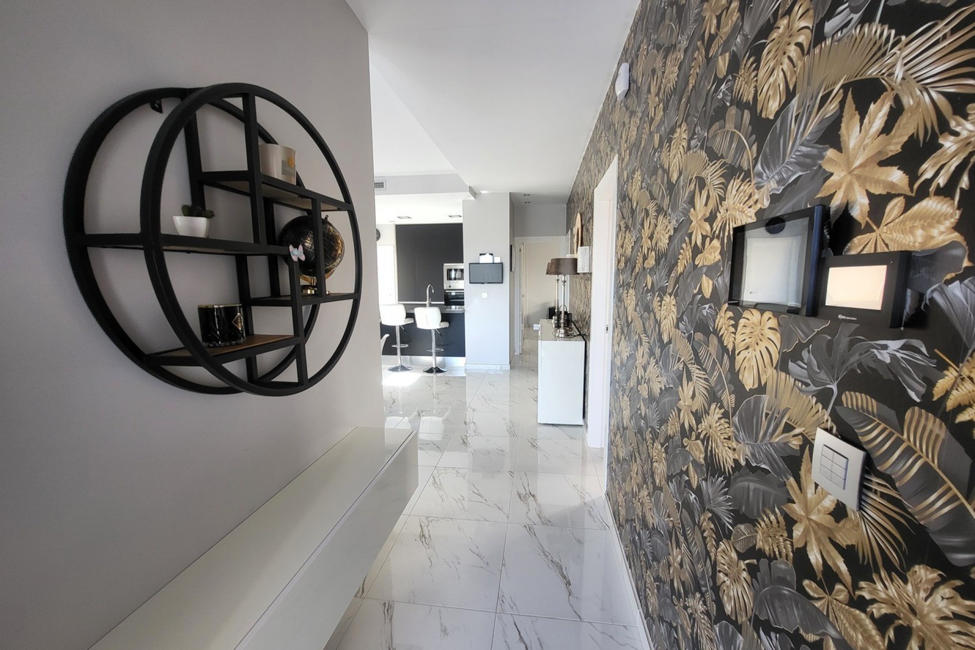 Resale - Villa -
Villamartin - Costa Blanca