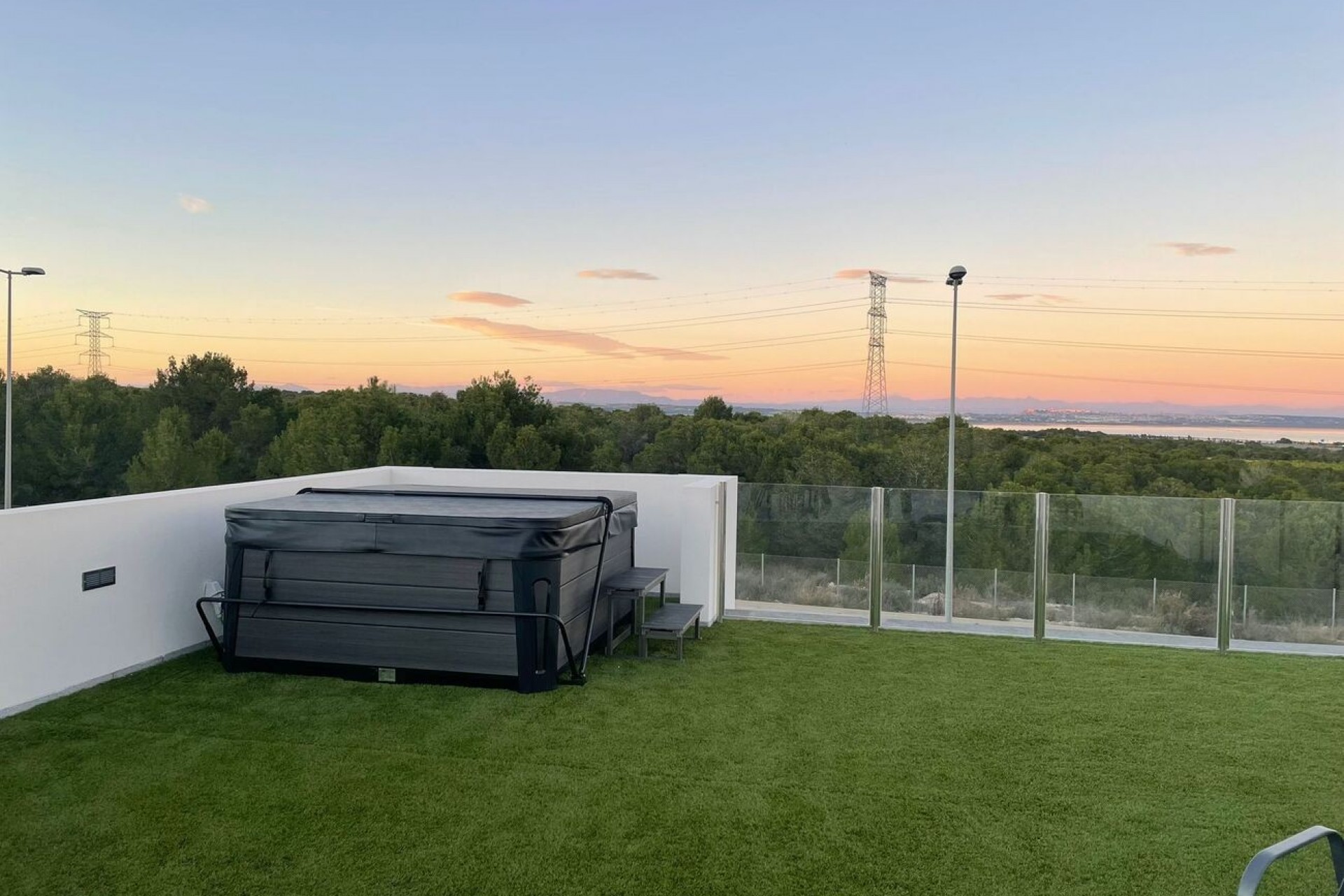 Resale - Villa -
Villamartin - Costa Blanca