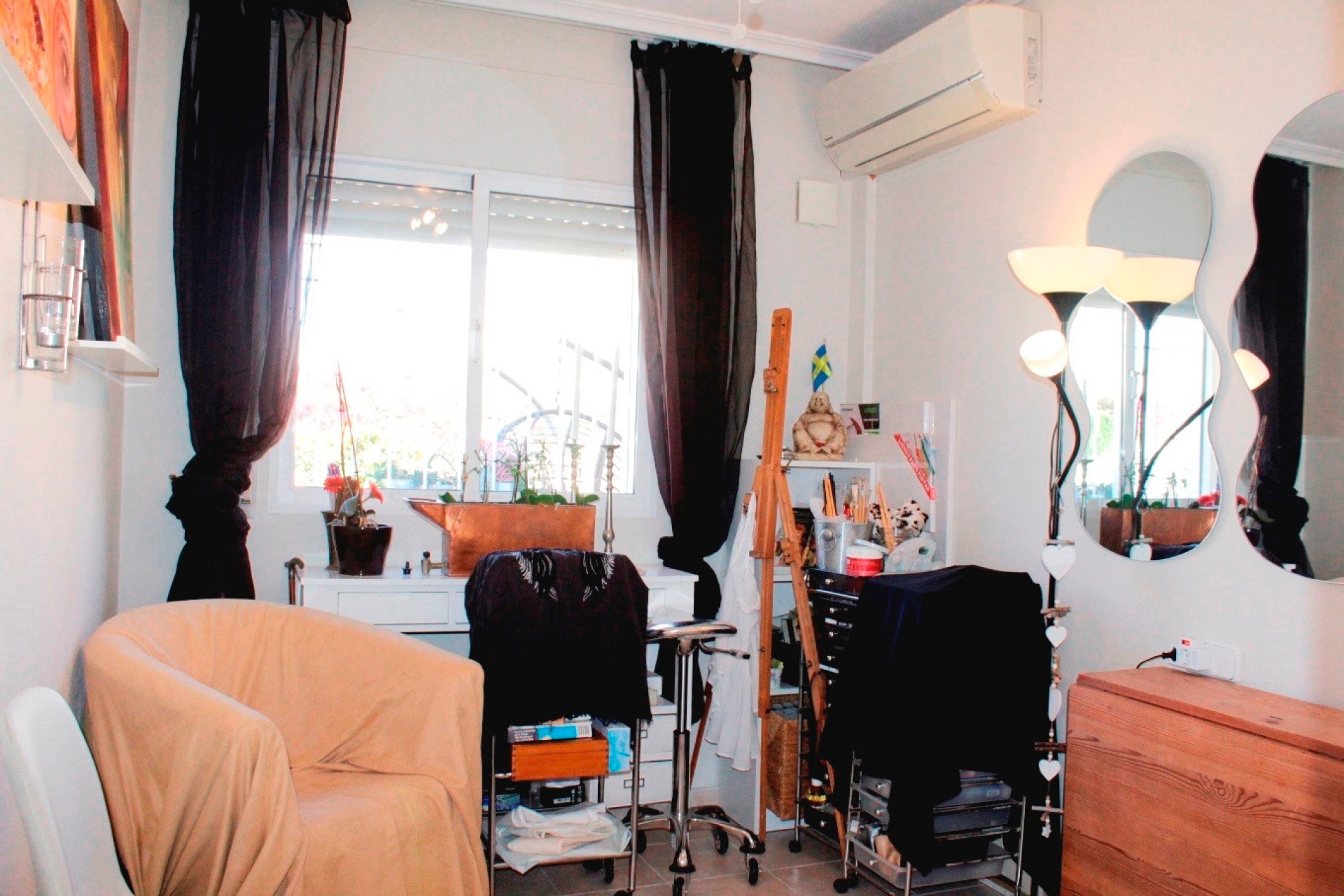 Resale - Villa -
Villamartin - Costa Blanca