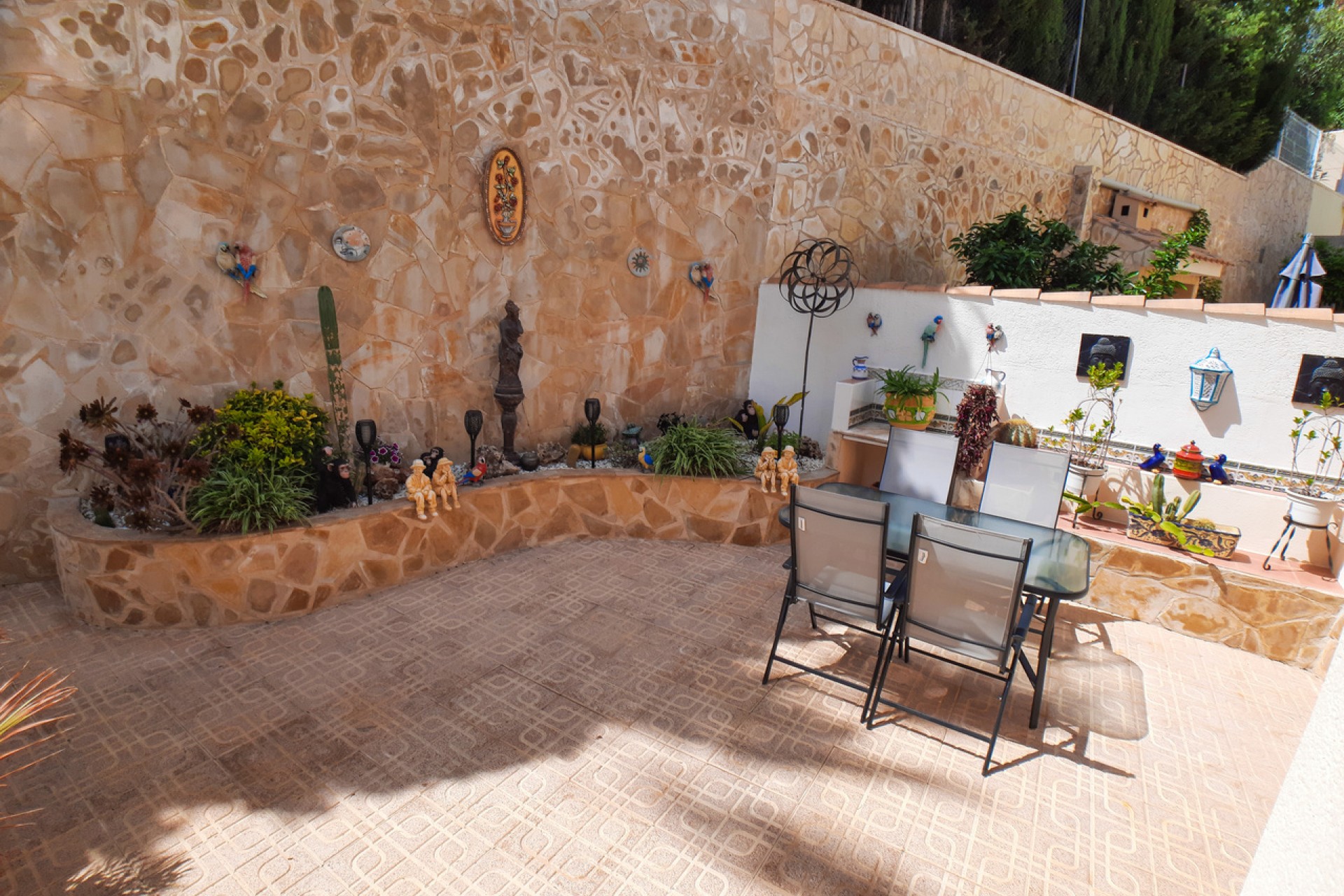 Resale - Villa -
Villamartin - Costa Blanca