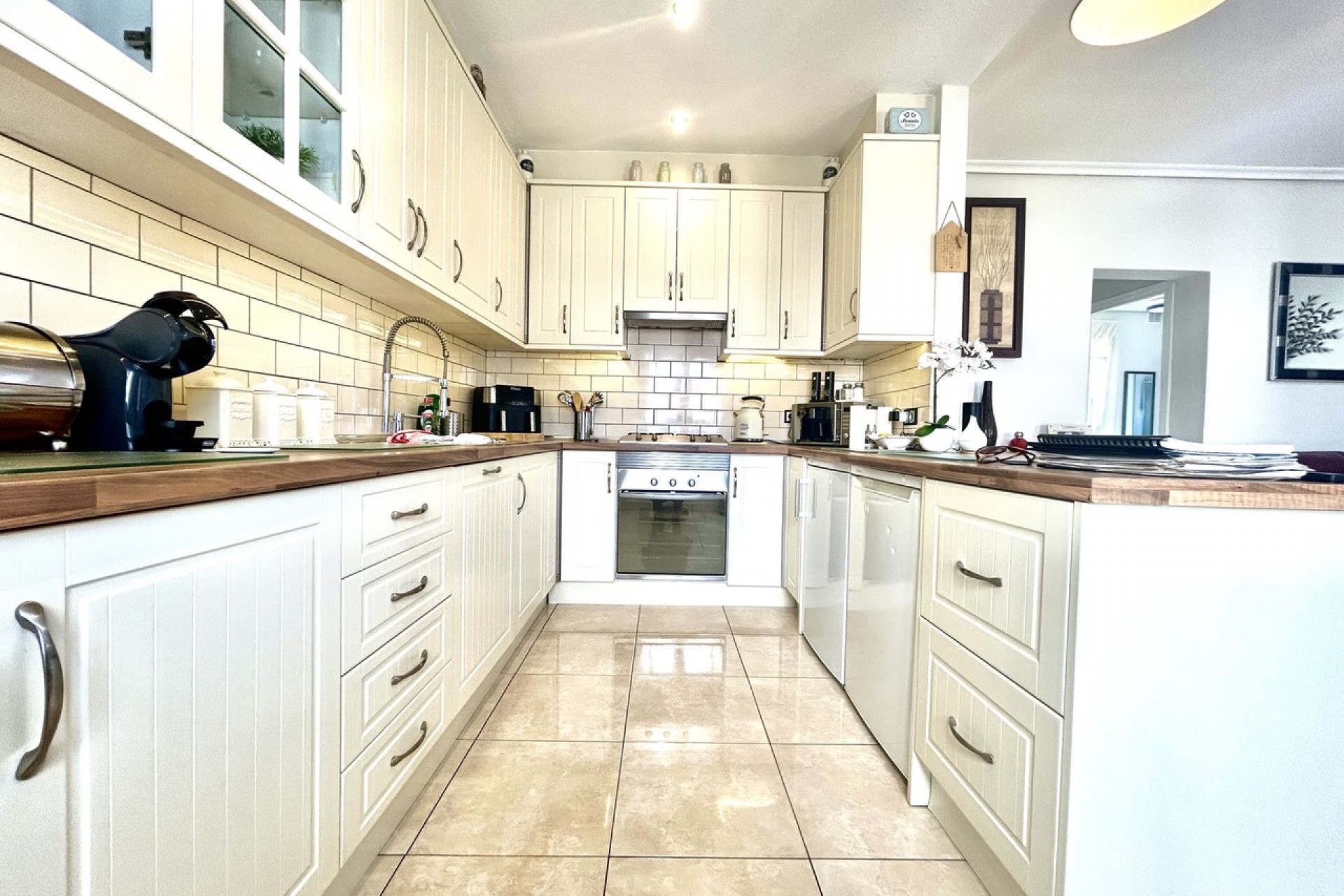 Resale - Villa -
Villamartin - Costa Blanca