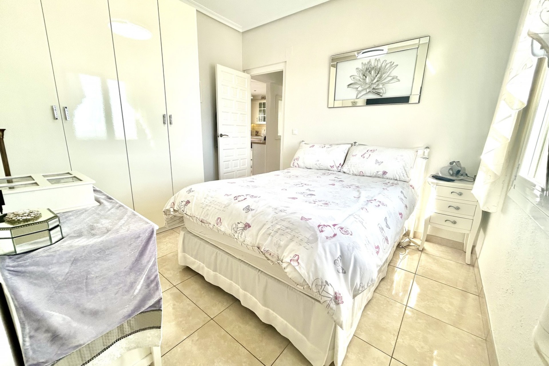 Resale - Villa -
Villamartin - Costa Blanca