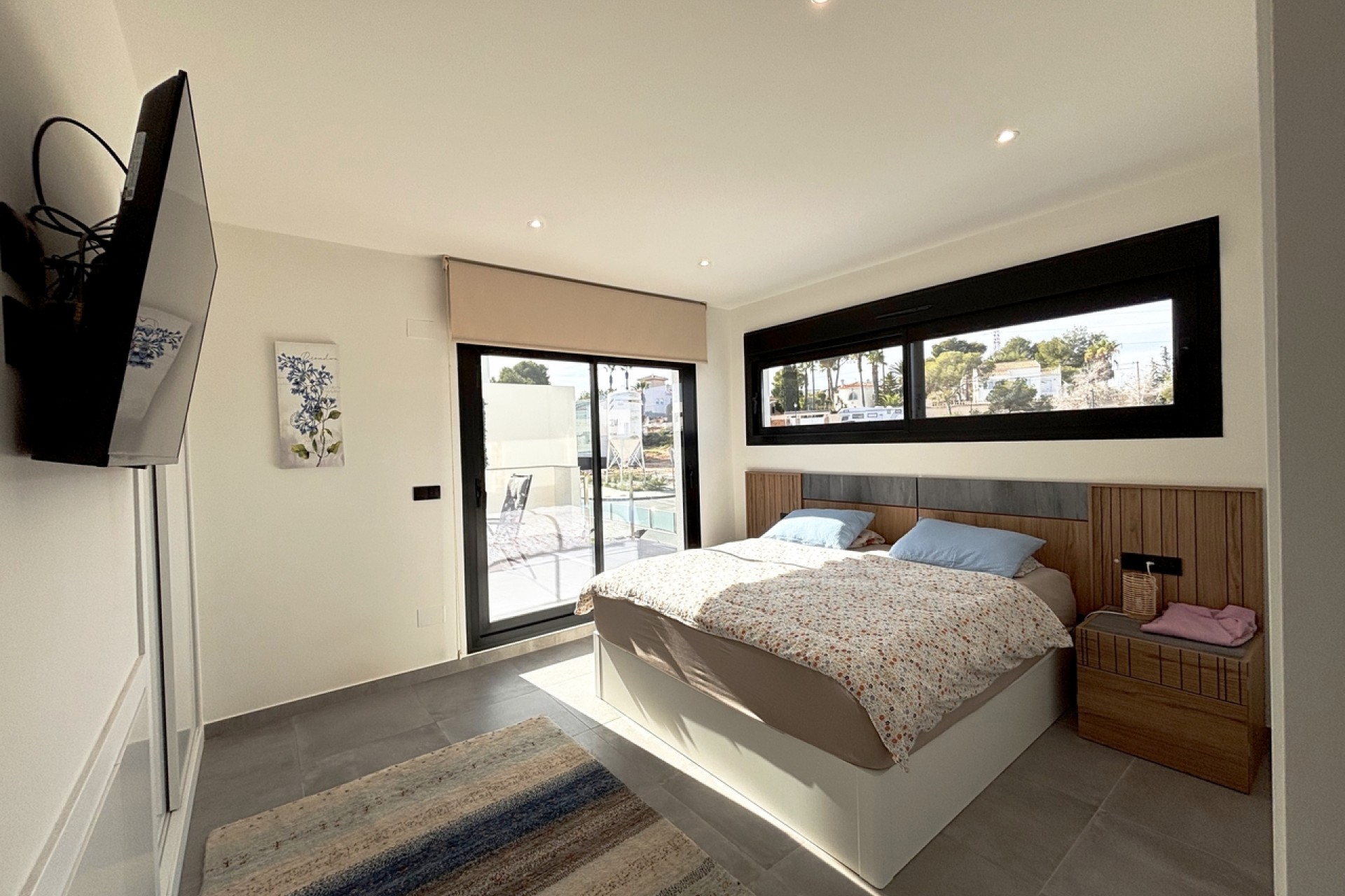 Resale - Villa -
Villamartin - Costa Blanca
