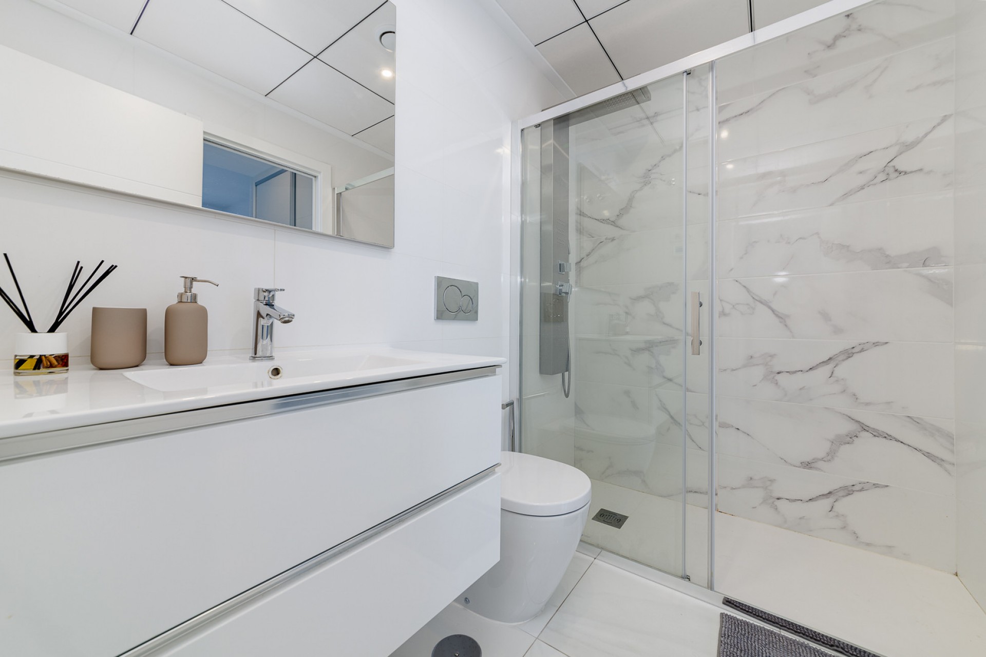 Resale - Villa -
Villamartin - Costa Blanca