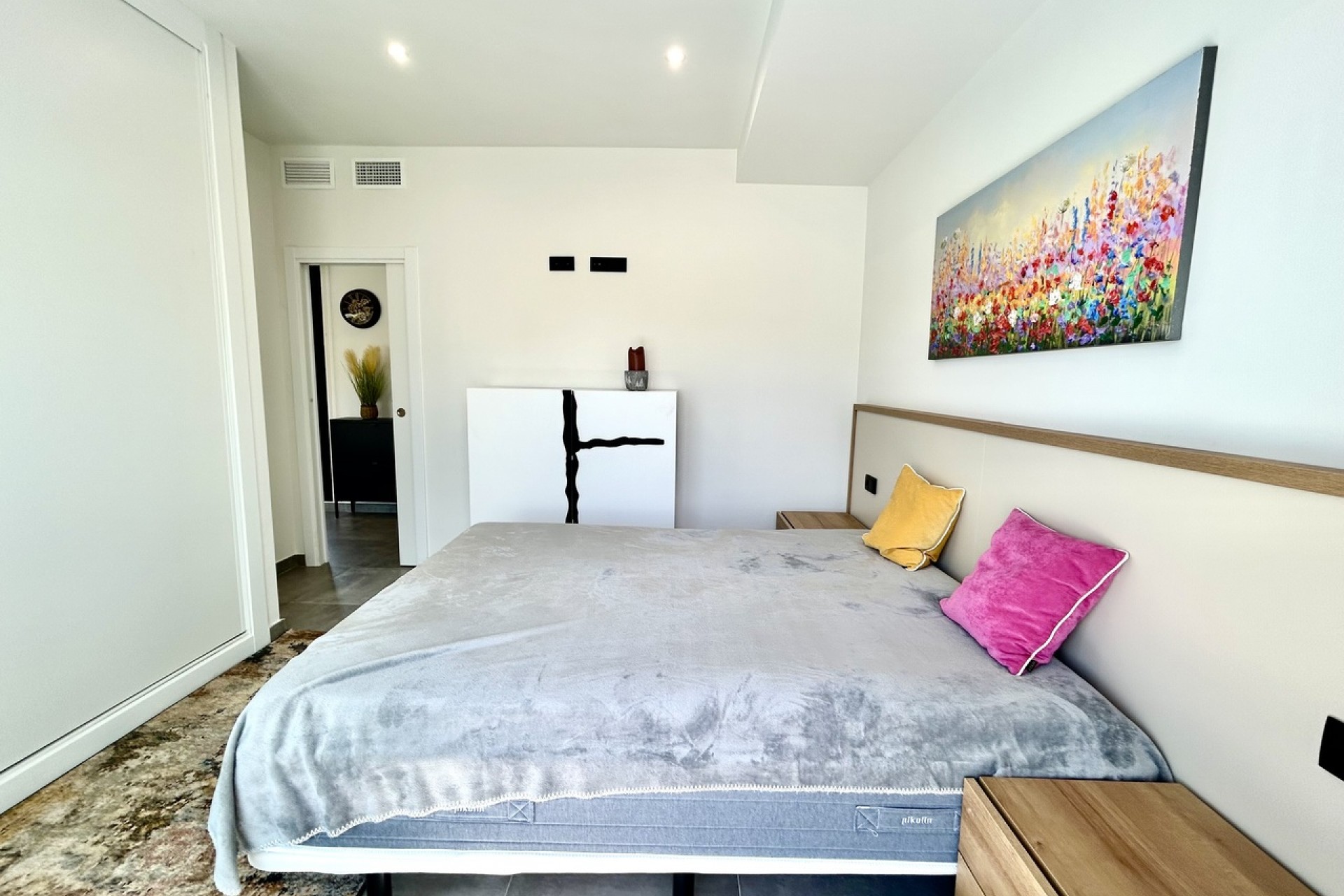 Resale - Villa -
Villamartin - Costa Blanca