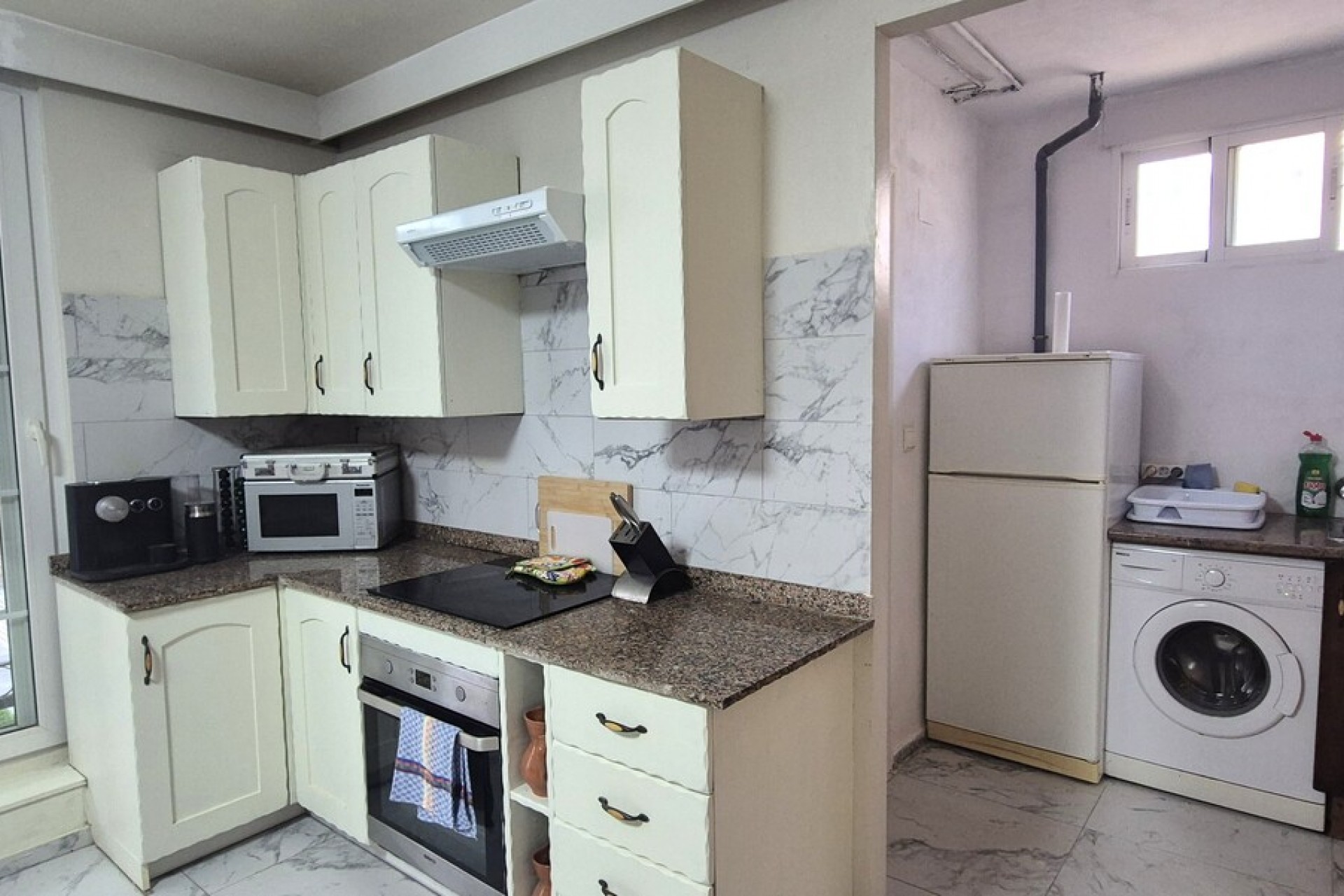 Resale - Villa -
Villamartin - Costa Blanca