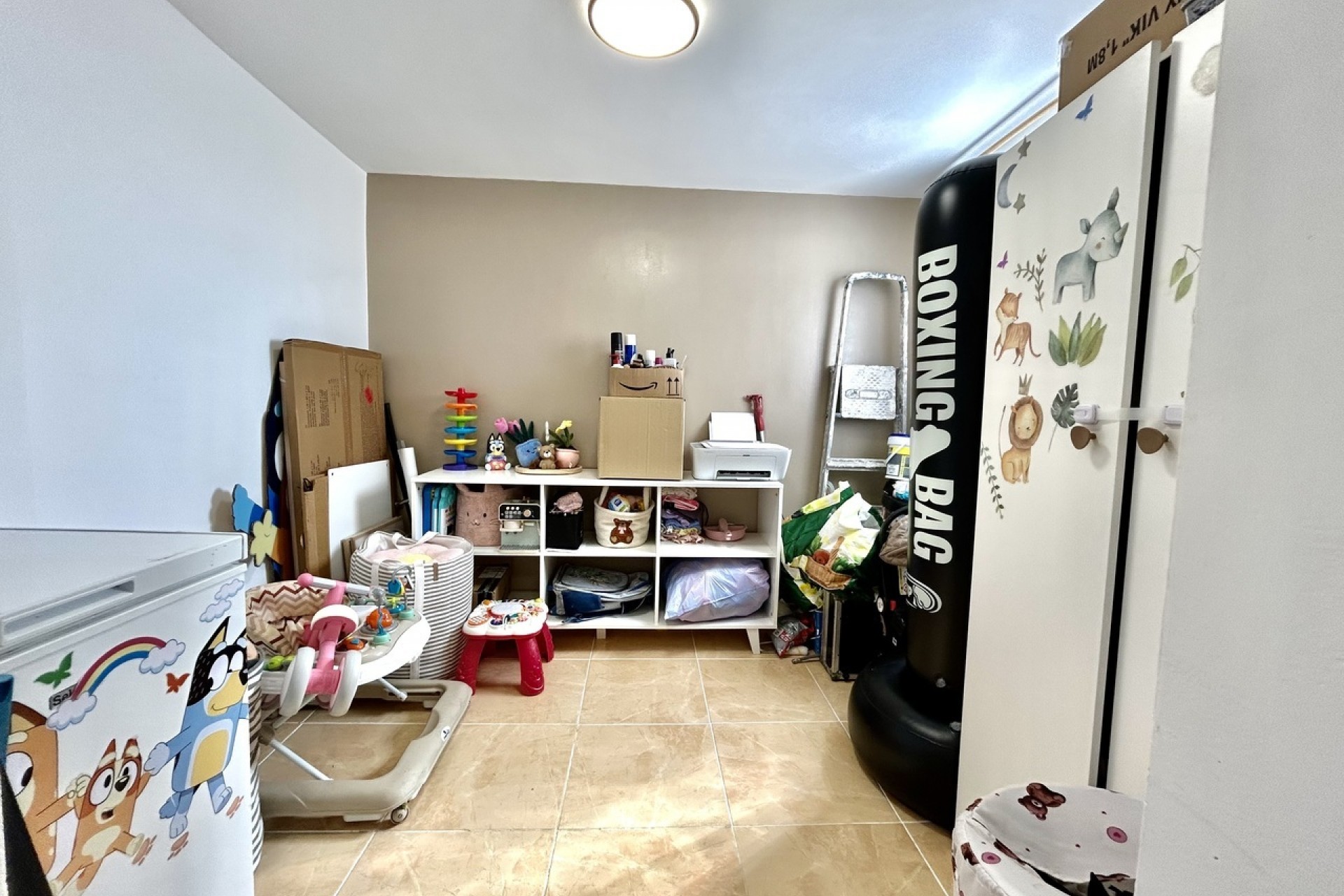 Resale - Villa -
Villamartin - Costa Blanca
