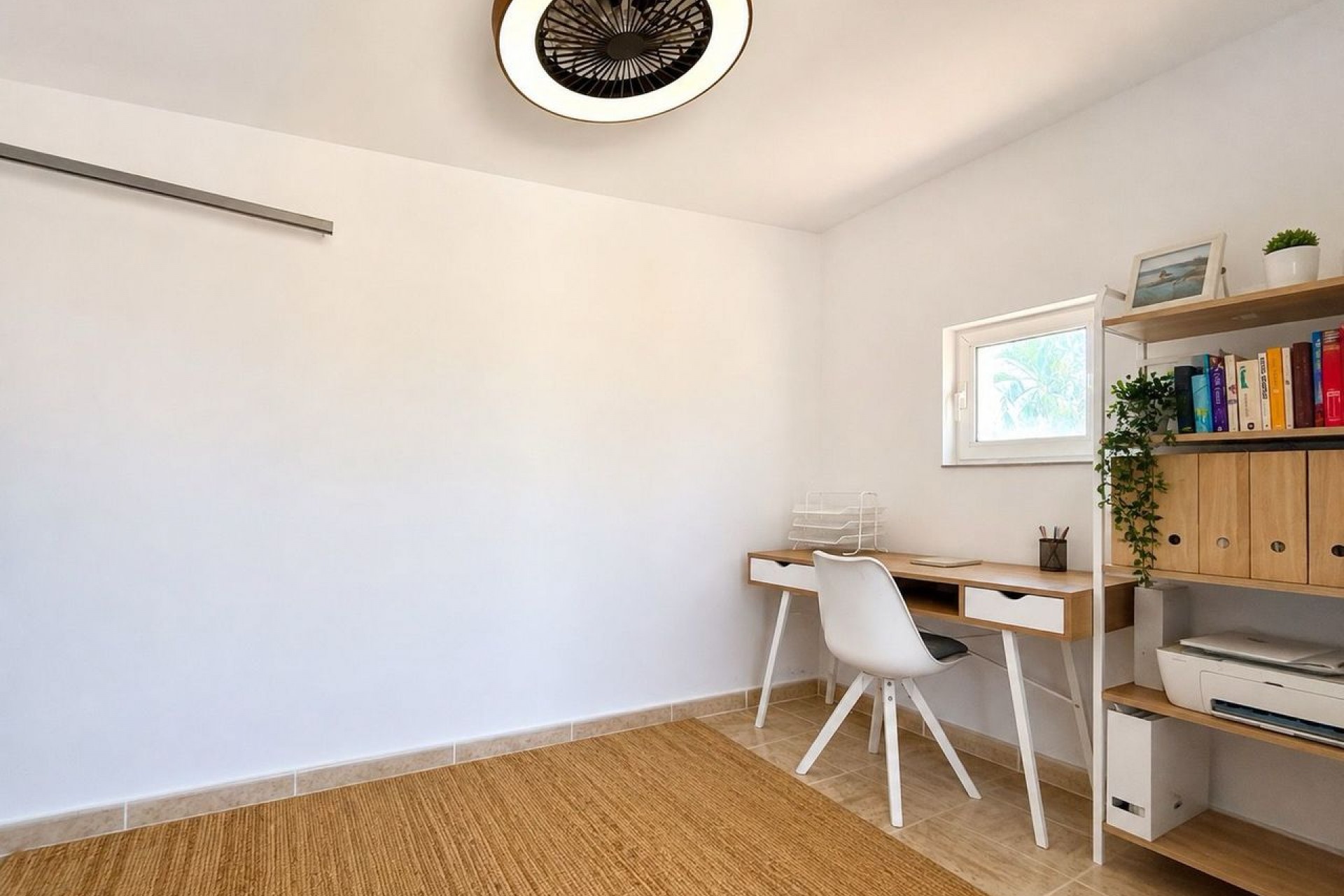 Resale - Villa -
Villamartin - Costa Blanca