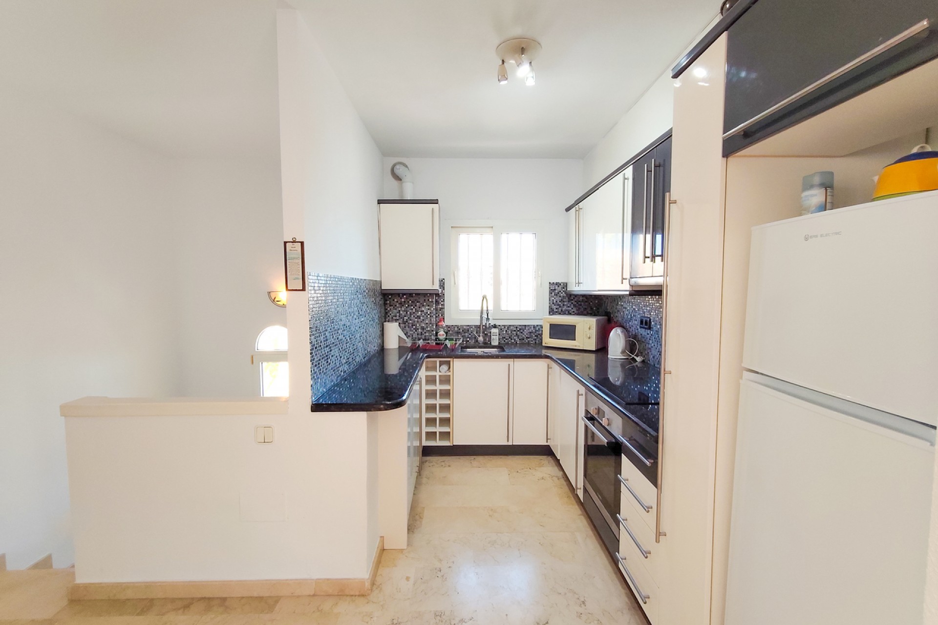 Resale - Villa -
Villamartin - Costa Blanca