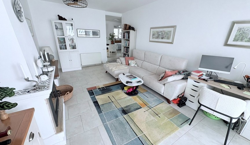Resale - Villa -
Villamartin - Costa Blanca