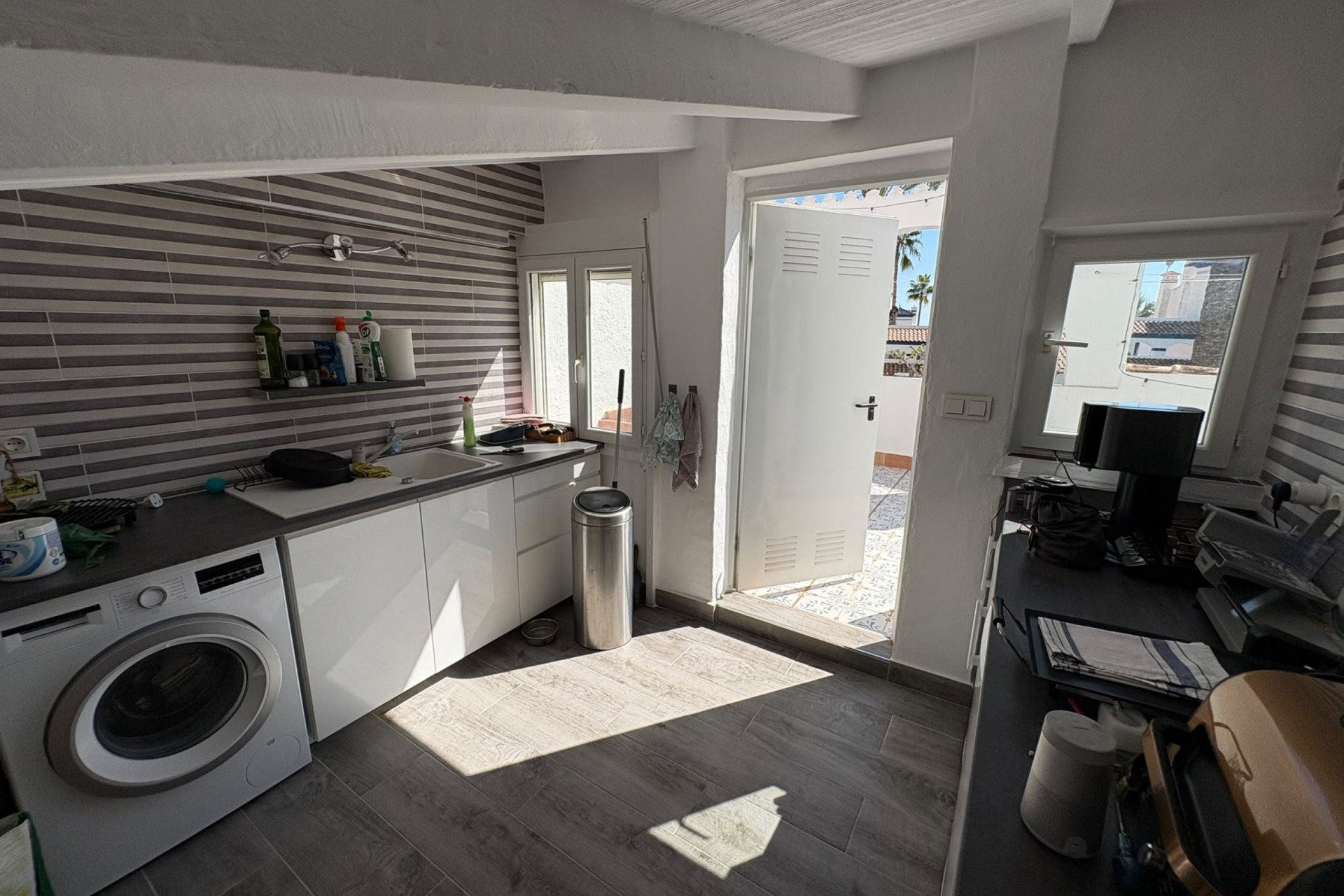 Resale - Villa -
Villamartin - Costa Blanca