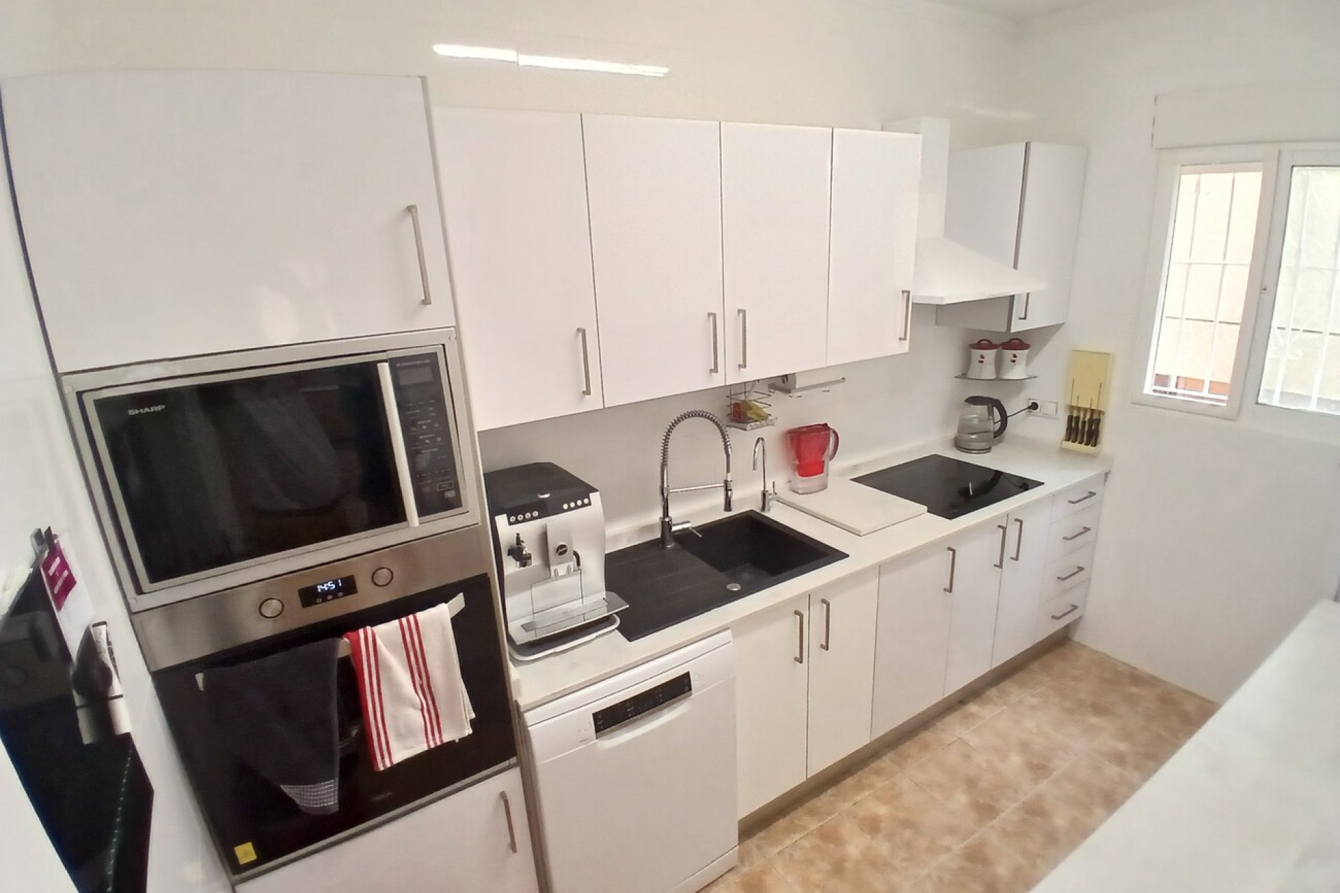 Resale - Villa -
Villamartin - Costa Blanca