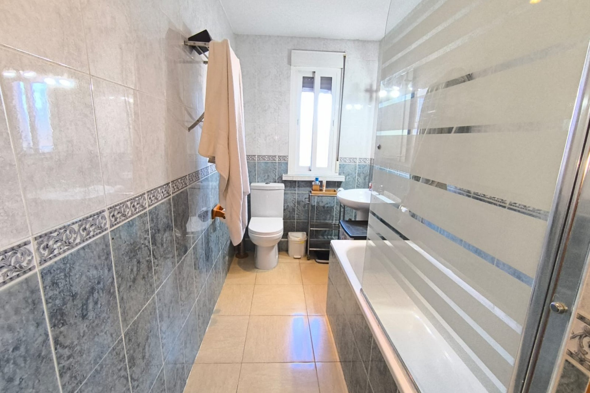 Resale - Villa -
Villena - Inland