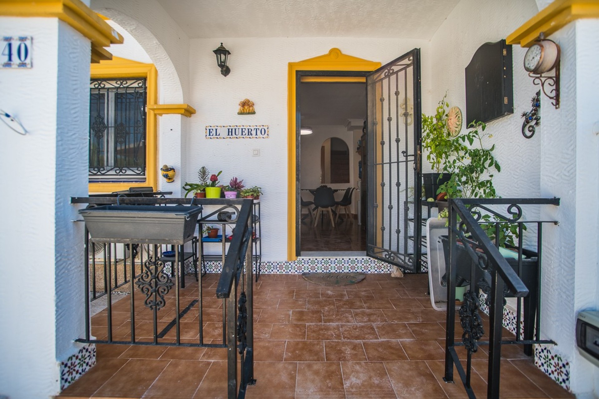 Resale - Villa -
Vistabella Golf Entre Naranjos - Inland