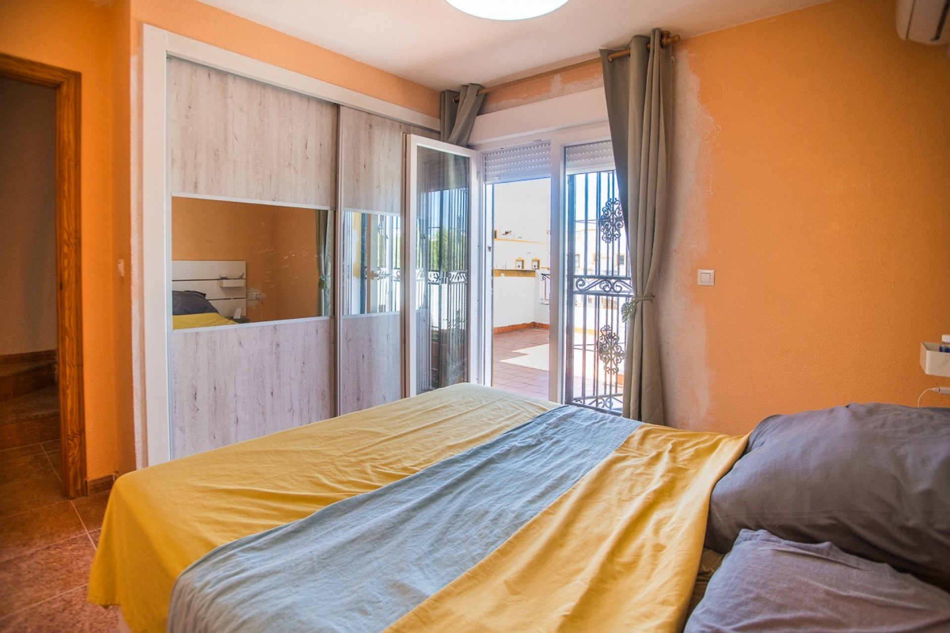 Resale - Villa -
Vistabella Golf Entre Naranjos - Inland