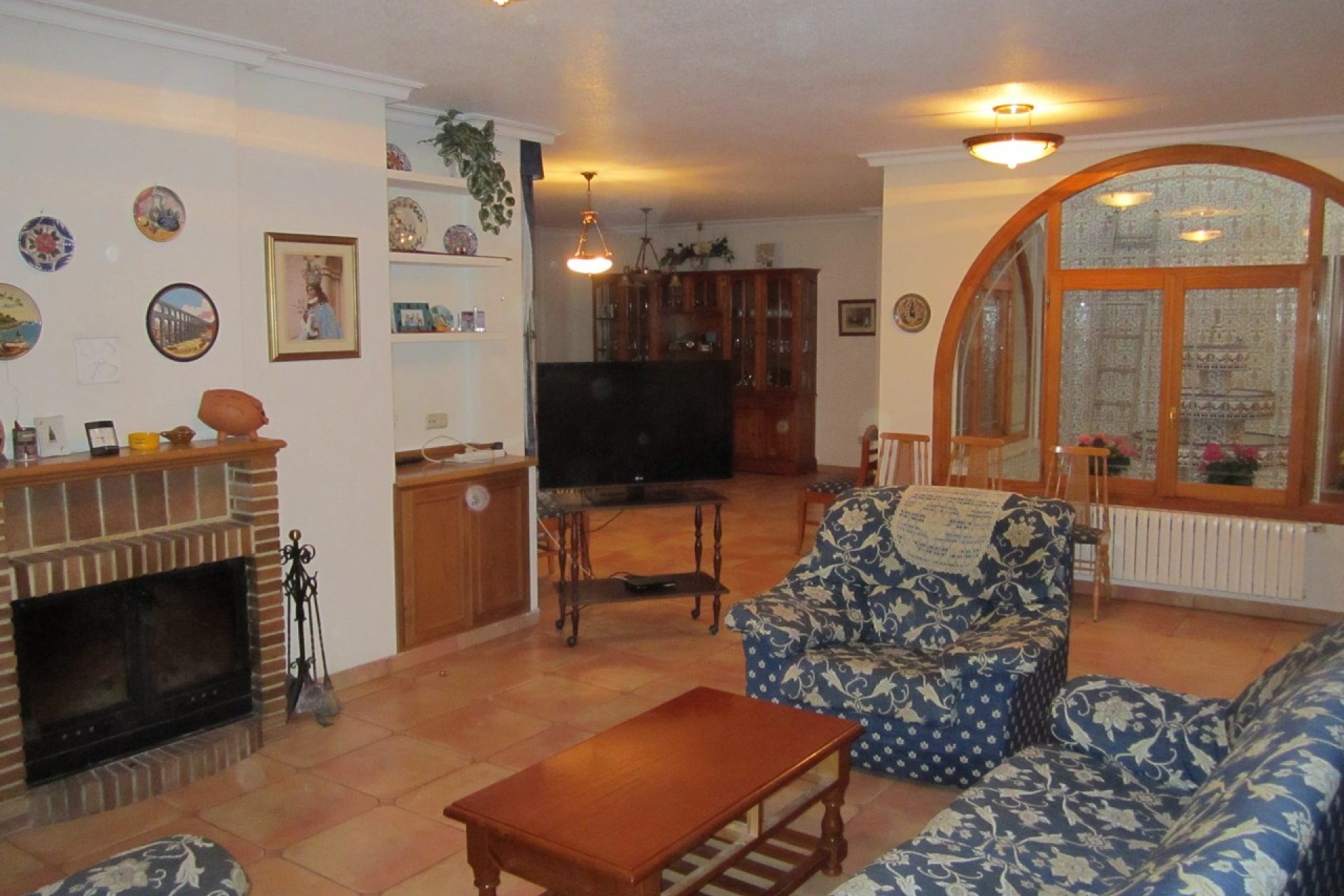 Resale - Villa -
Yecla - Inland