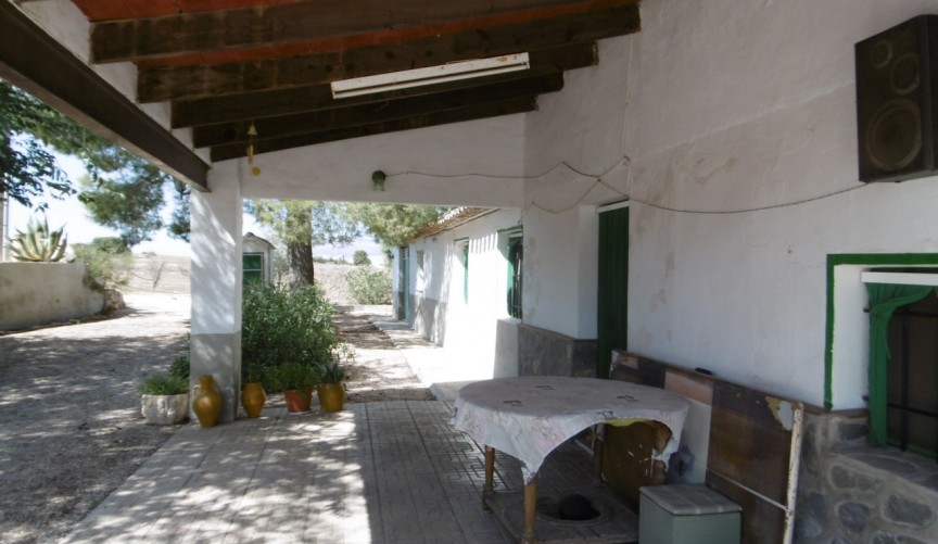 Resale - Villa -
Yecla - Inland