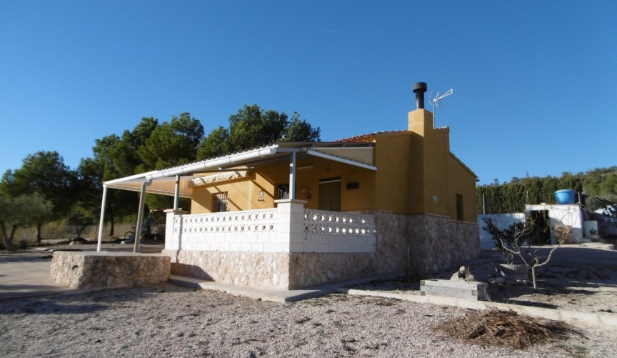 Resale - Villa -
Yecla - Inland