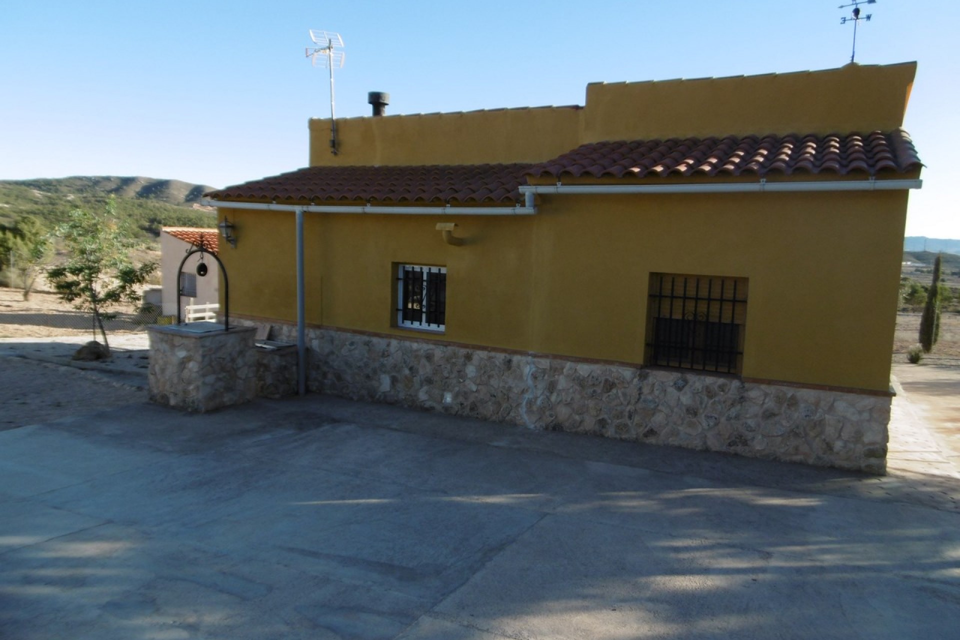 Resale - Villa -
Yecla - Inland