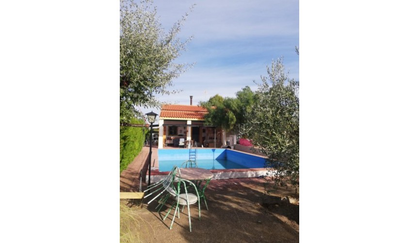 Resale - Villa -
Yecla - Inland