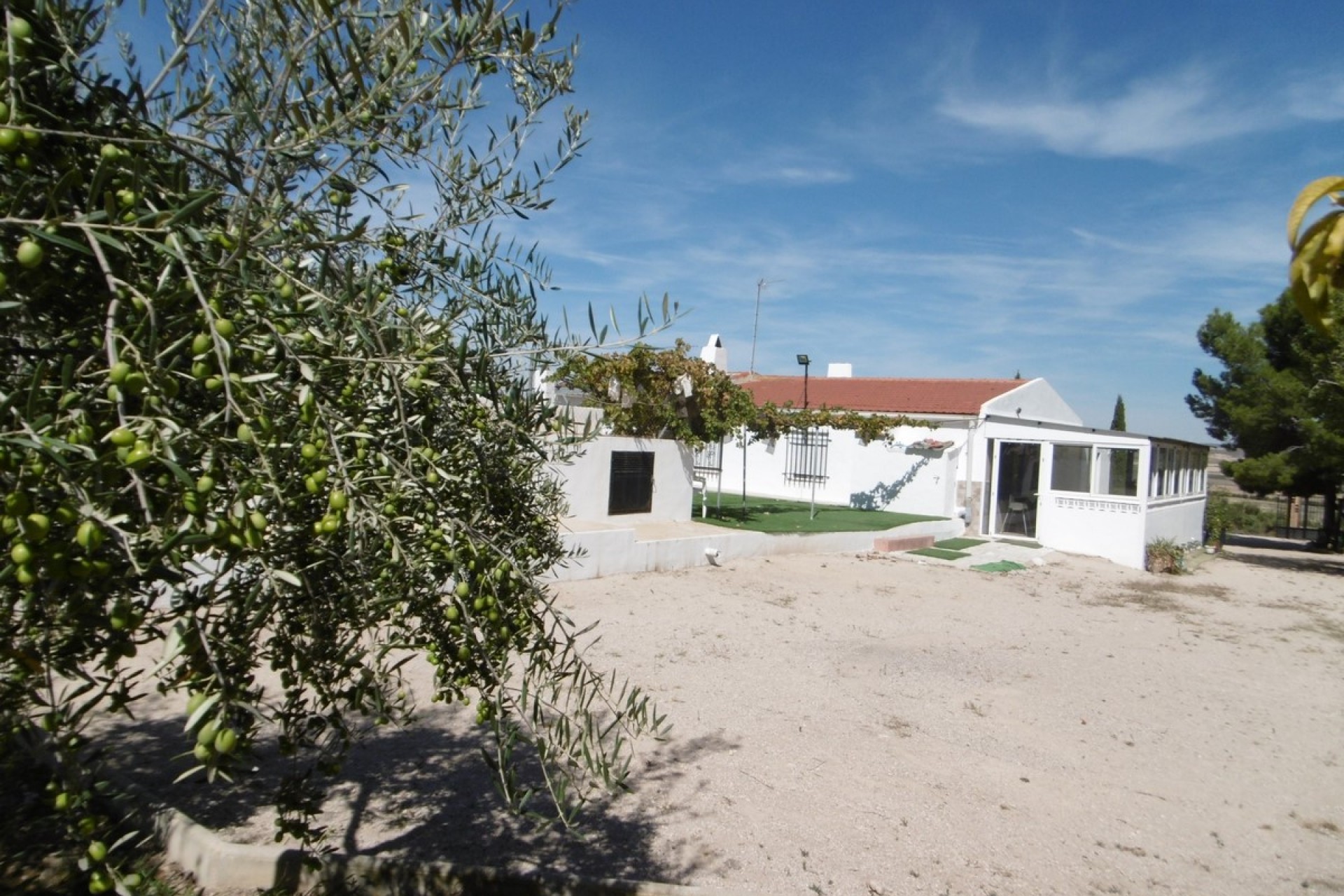 Resale - Villa -
Yecla - Inland