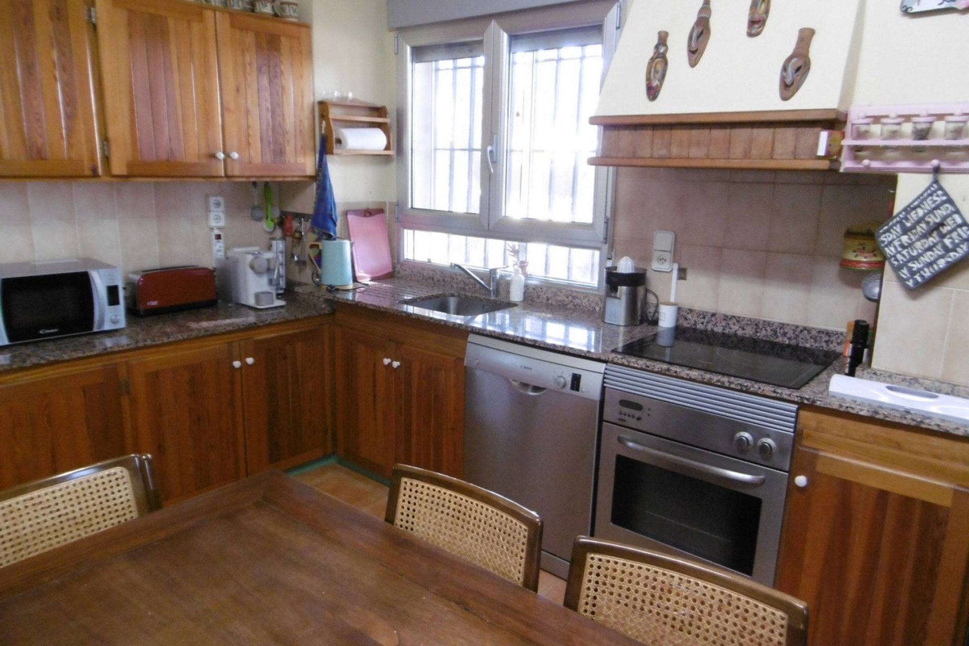 Resale - Villa -
Yecla - Inland