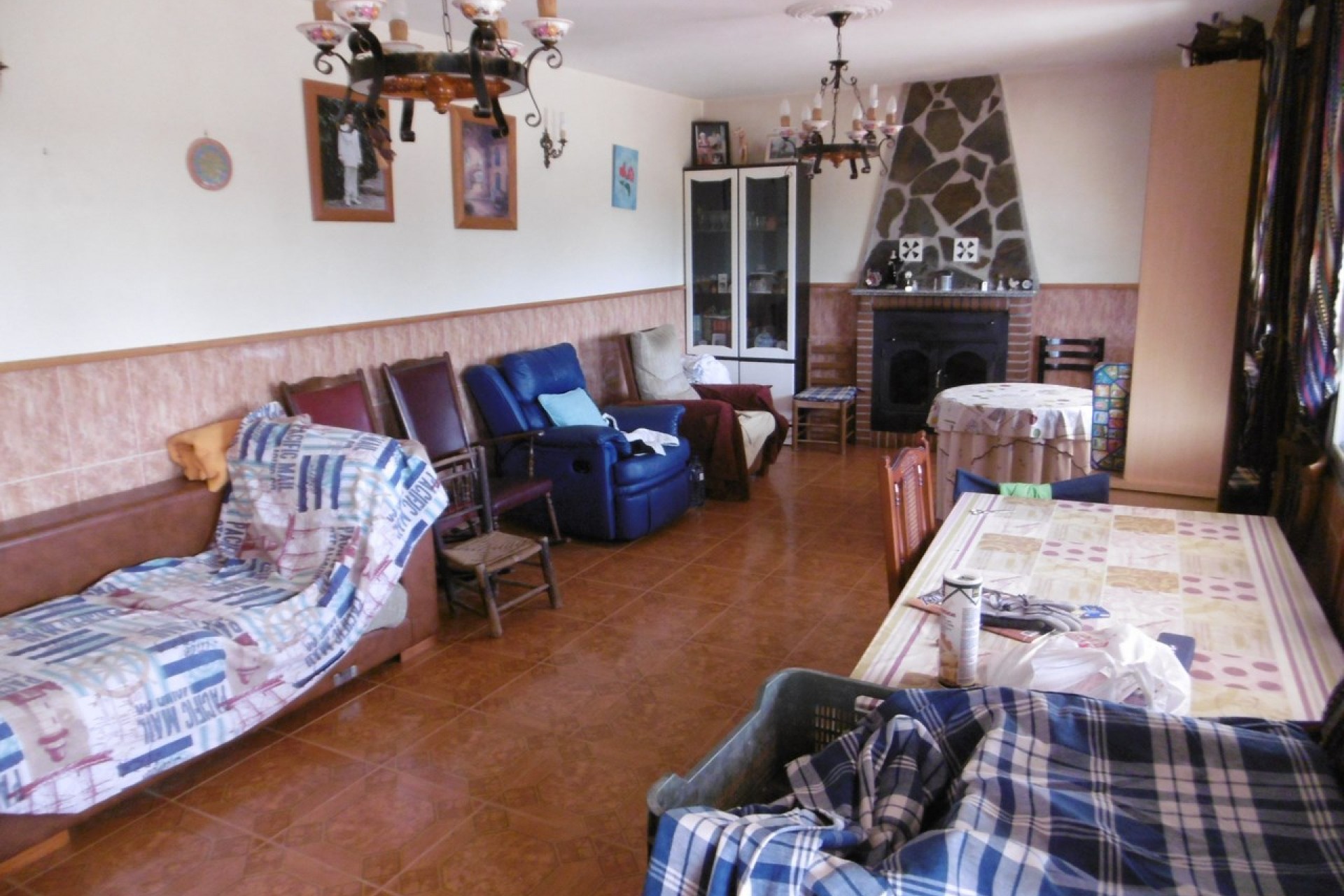 Resale - Villa -
Yecla - Inland