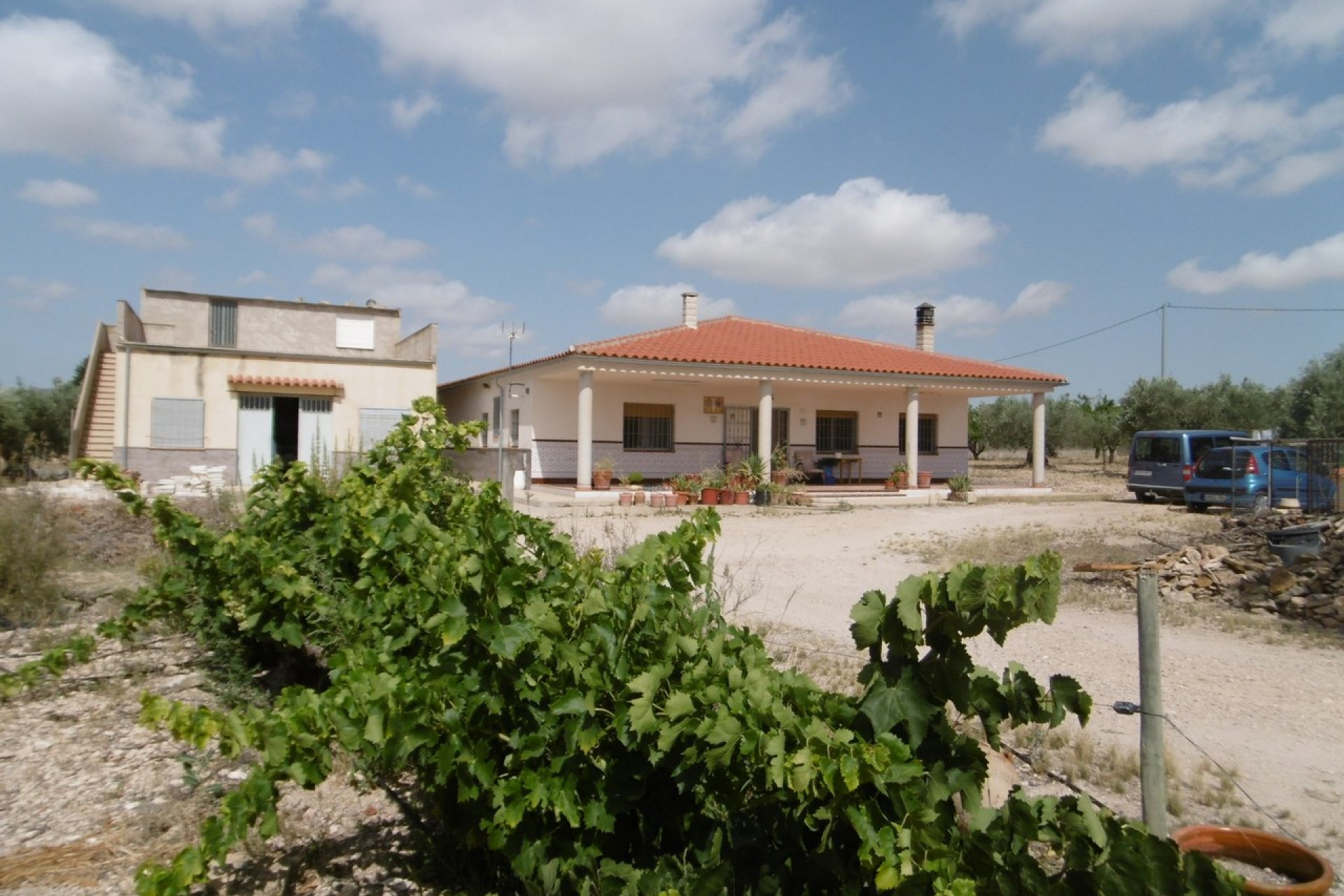 Resale - Villa -
Yecla - Inland