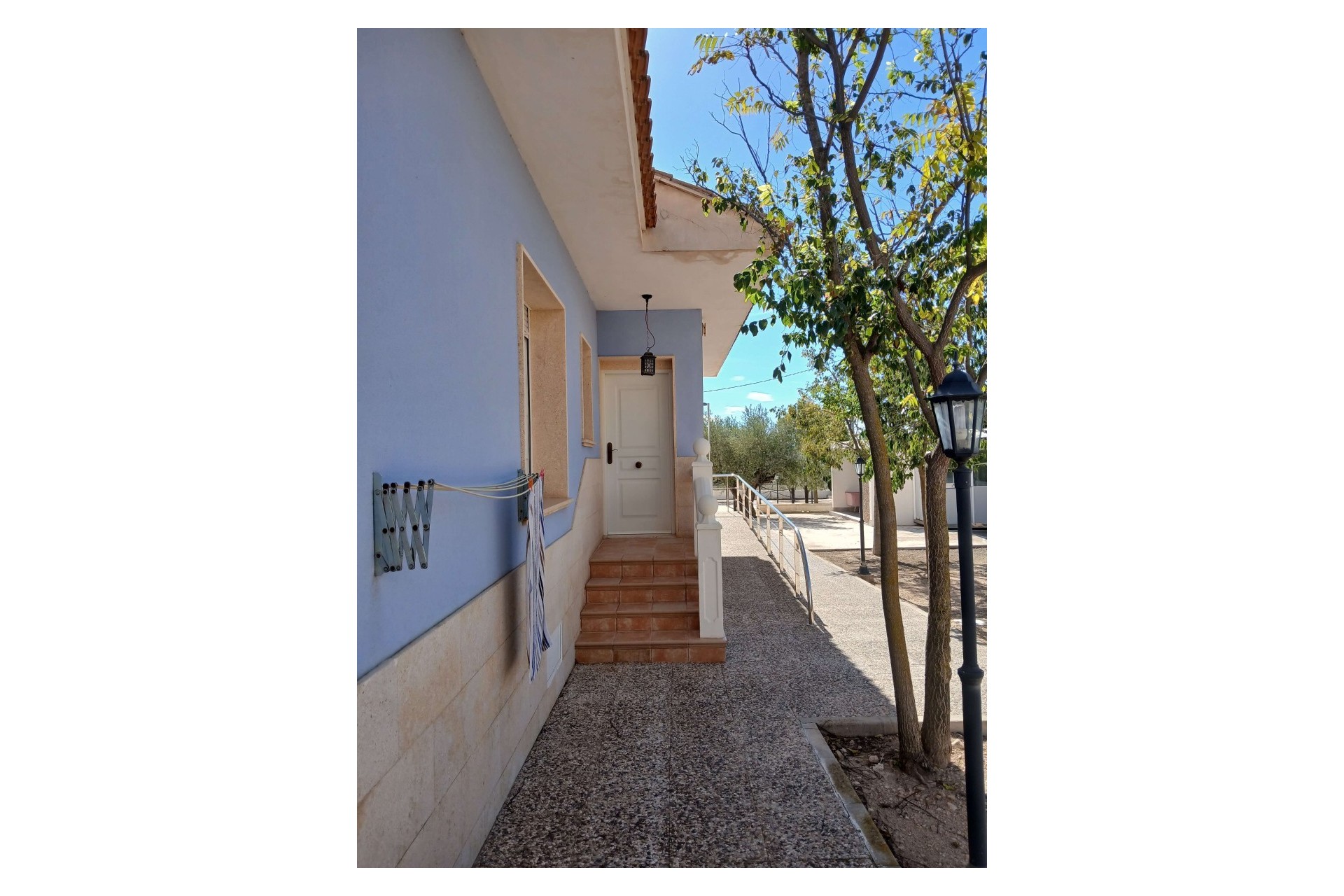 Resale - Villa -
Yecla - Inland