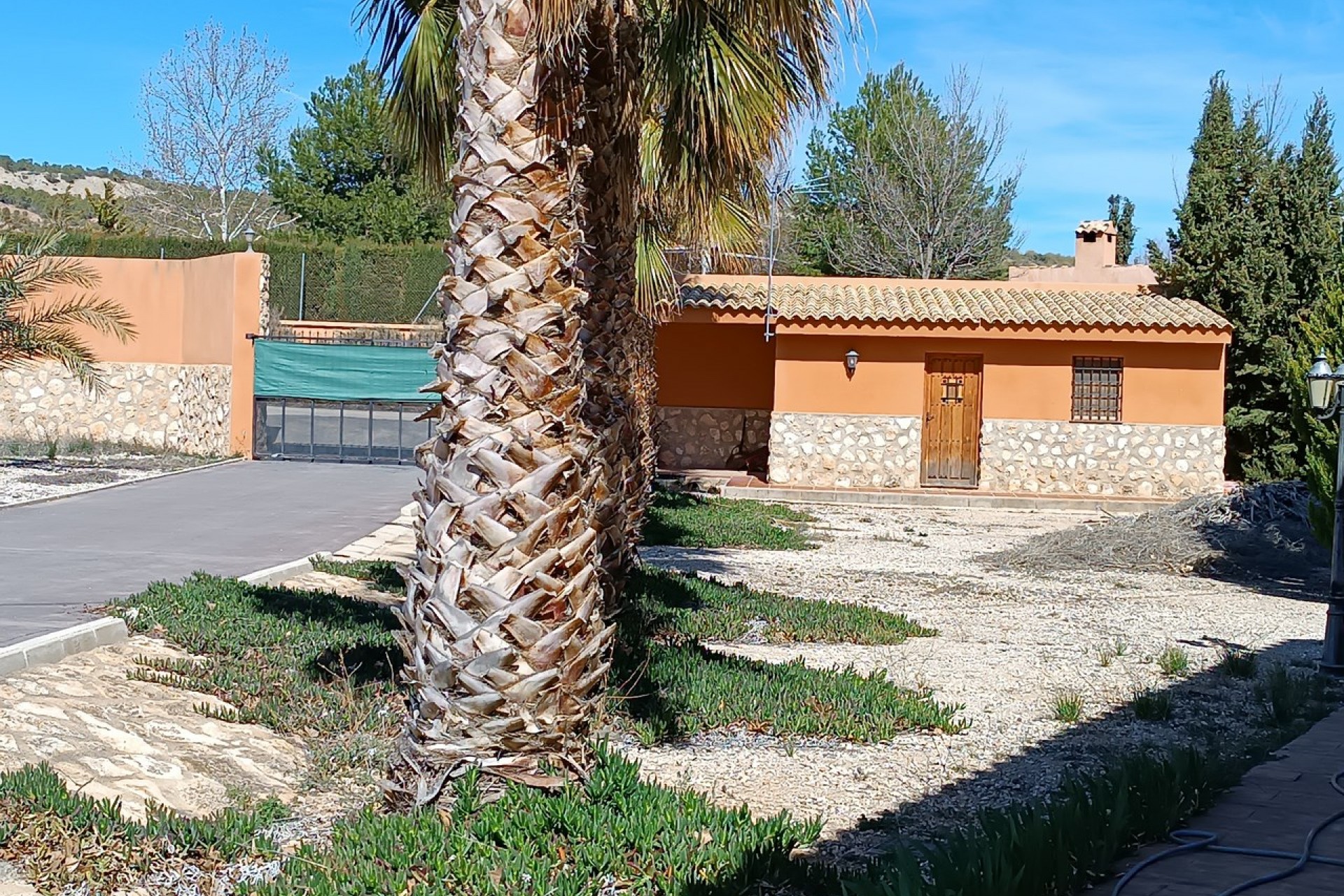 Resale - Villa -
Yecla - Inland