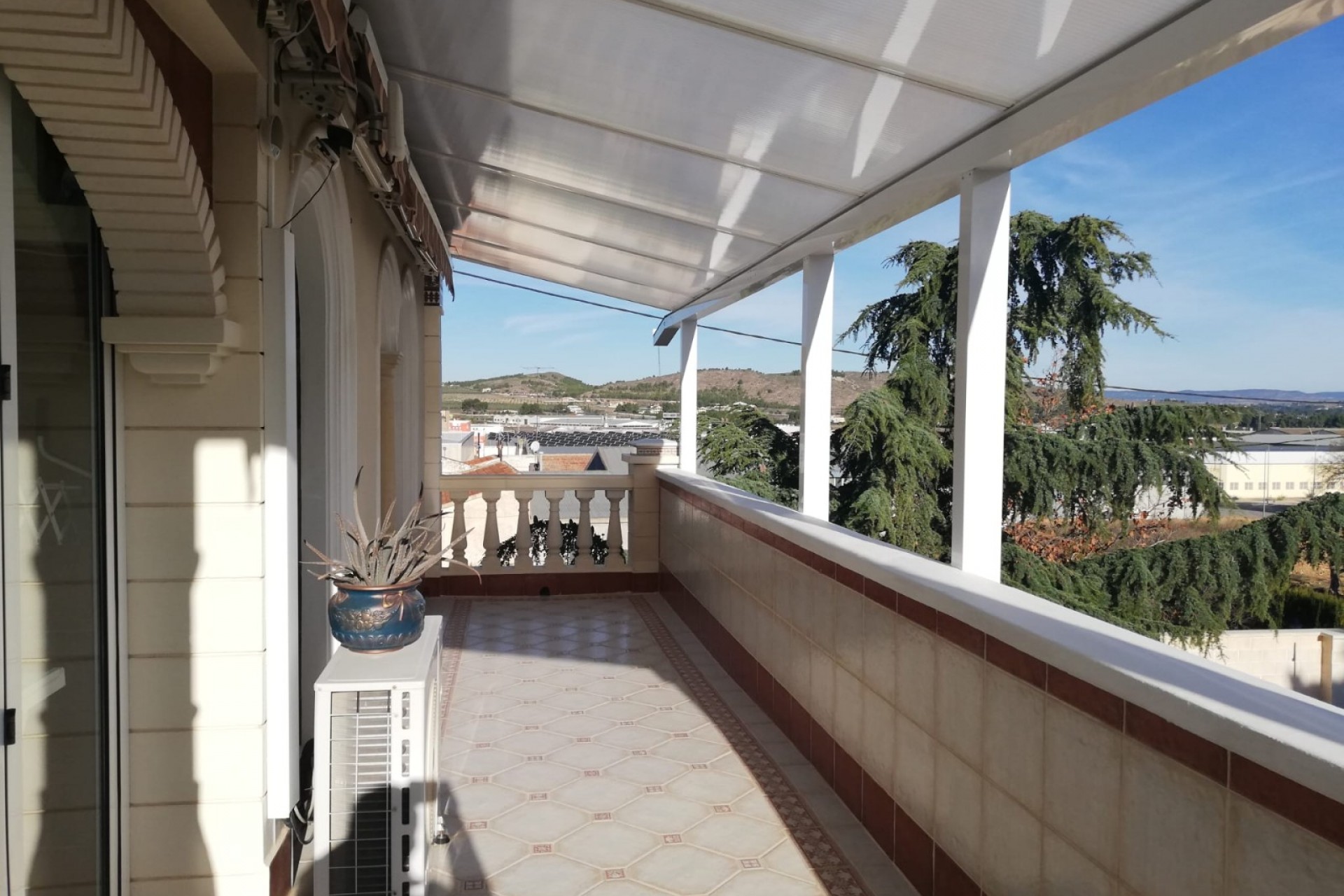 Resale - Villa -
Yecla - Inland