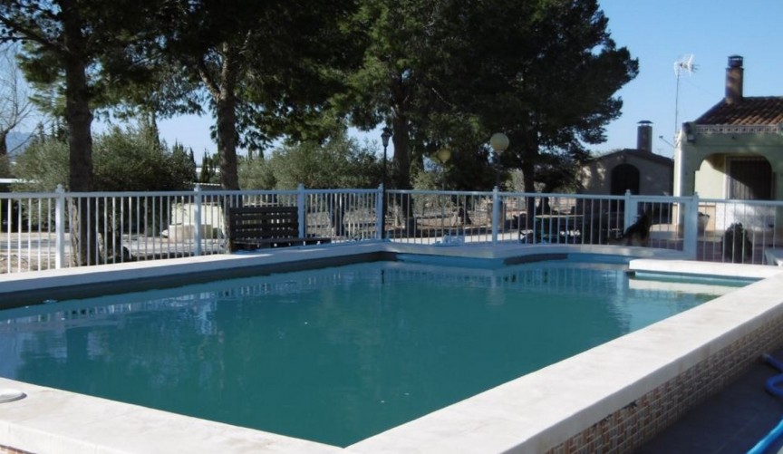 Resale - Villa -
Yecla - Inland