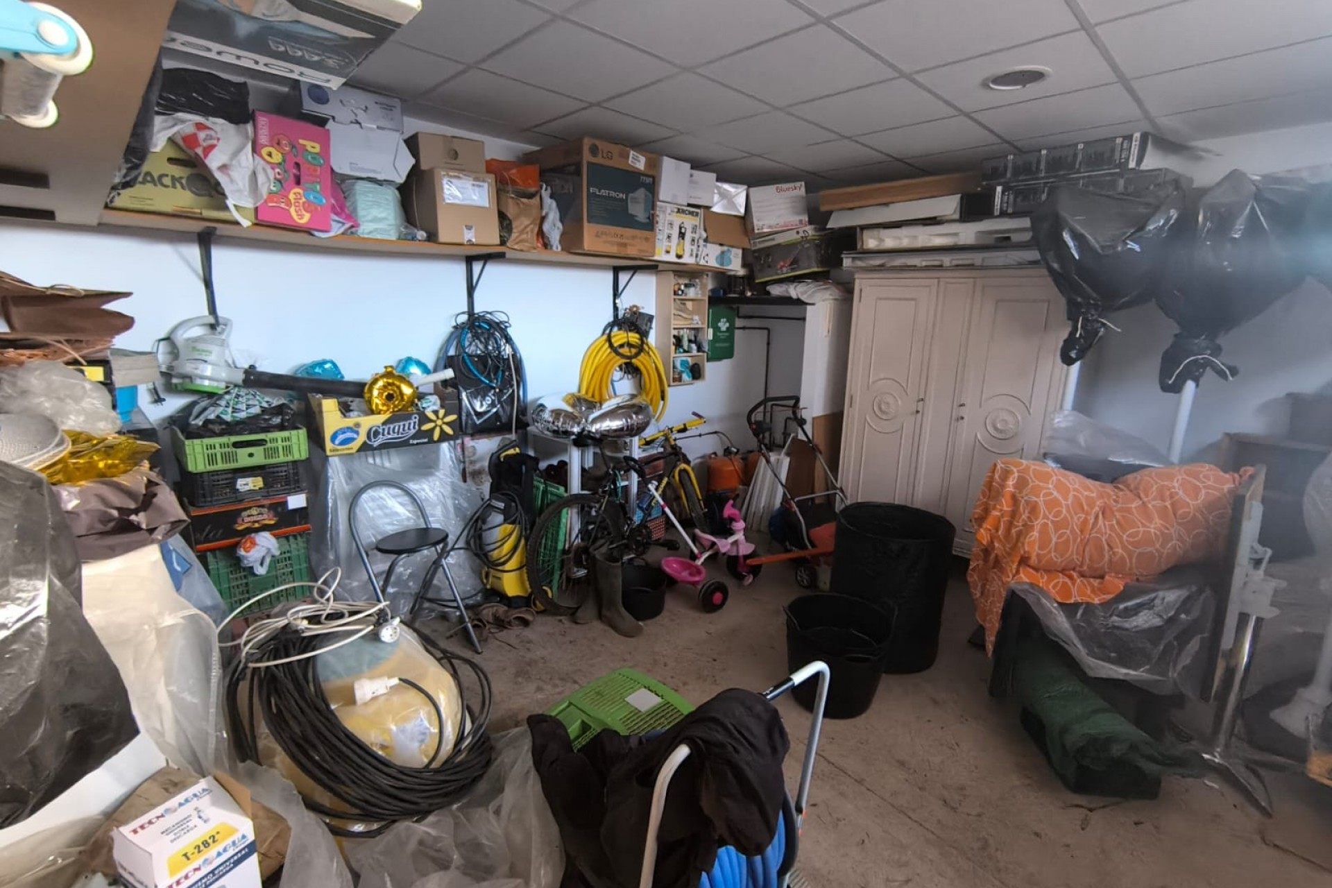 Resale - Villa -
Yecla - Inland