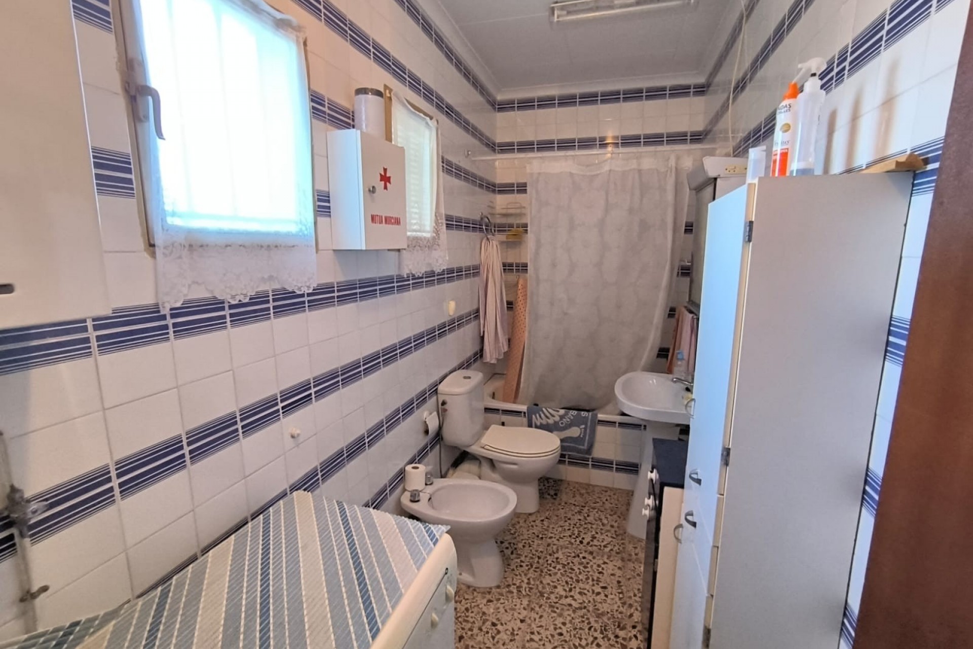 Resale - Villa -
Yecla - Inland