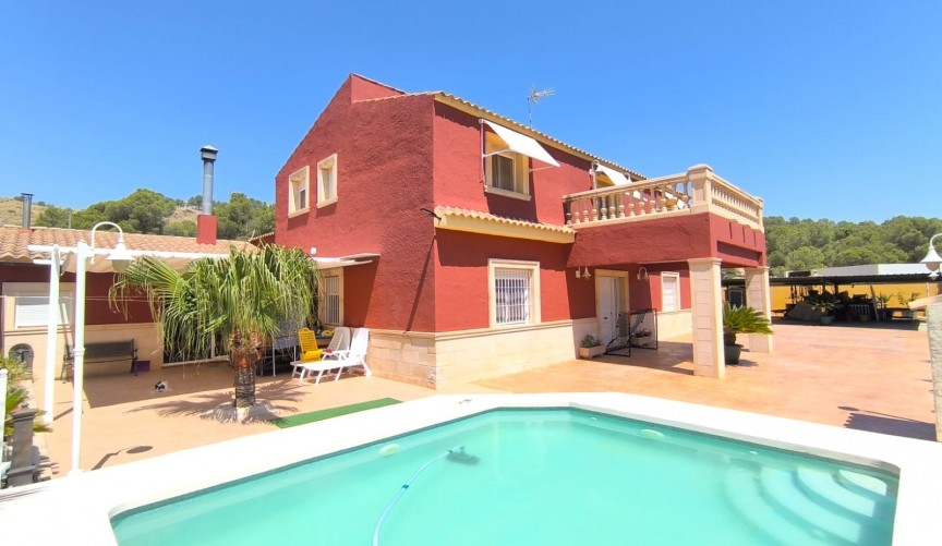 Resale - Villa -
Yecla - Inland