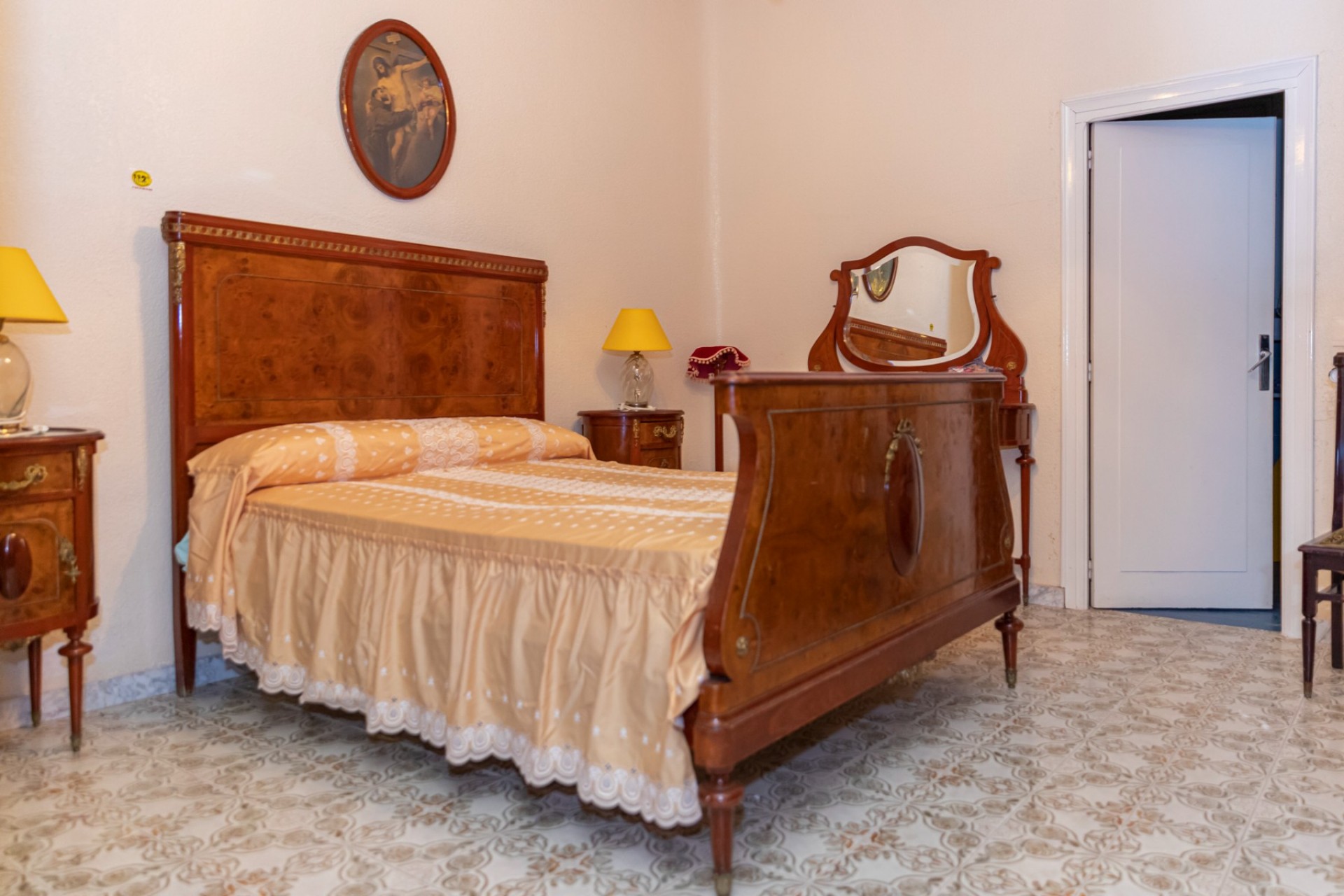 Resale - Villa -
Yecla - Inland