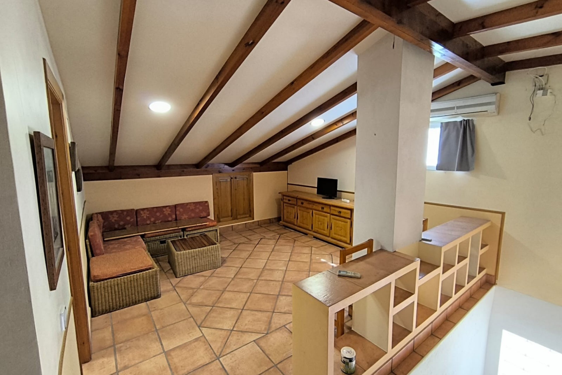Resale - Villa -
Yecla - Inland