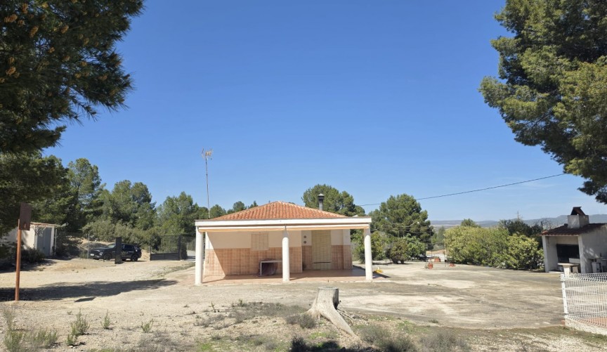 Resale - Villa -
Yecla - Inland