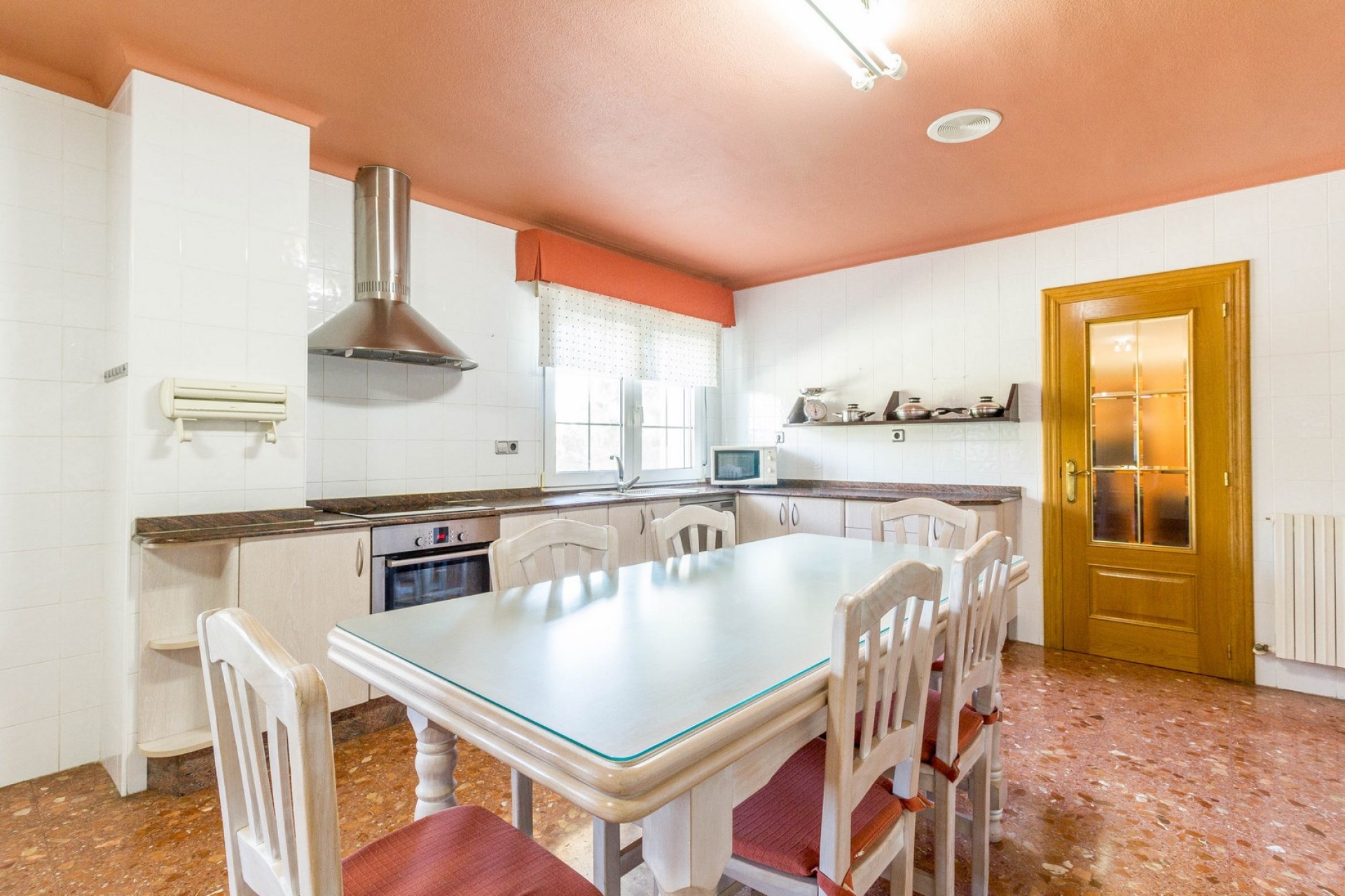 Resale - Villa -
Yecla - Inland