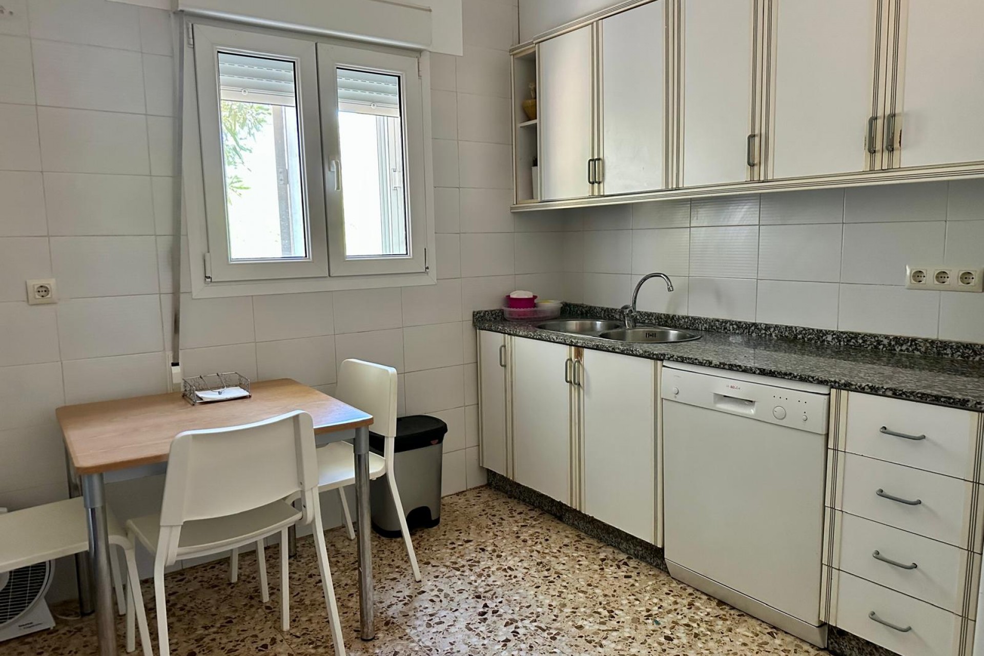 Resale - Villa -
Yecla - Inland