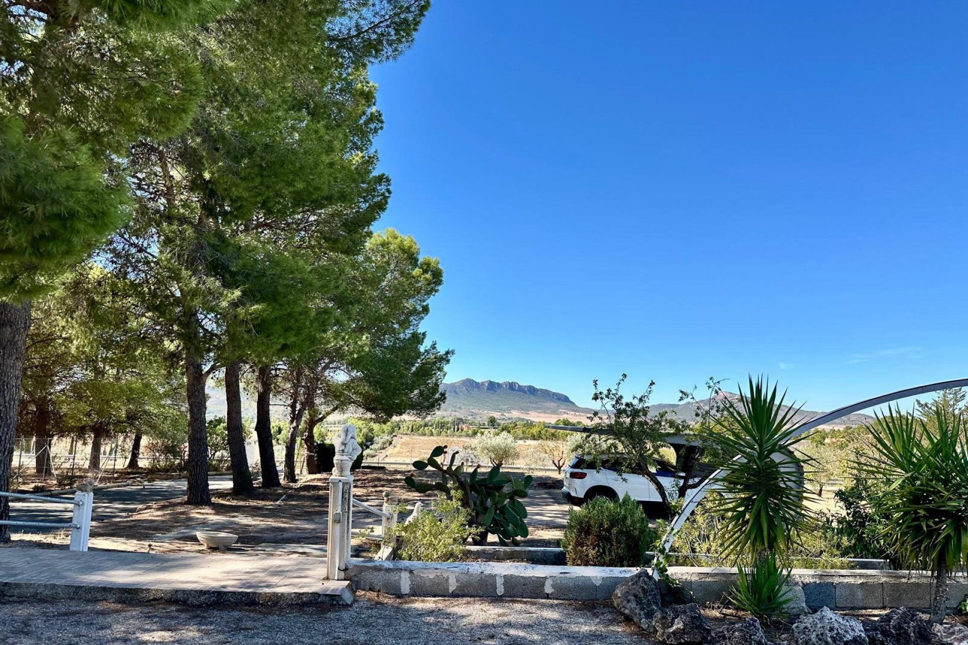 Resale - Villa -
Yecla - Inland