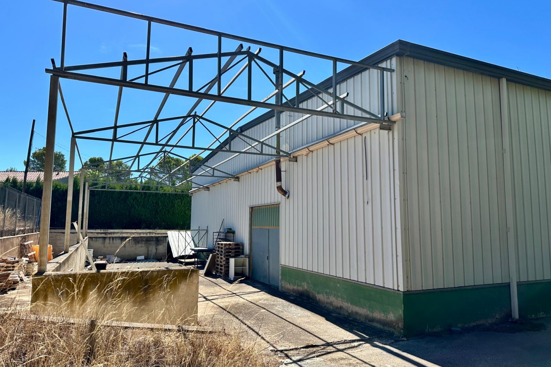 Resale - Villa -
Yecla - Inland