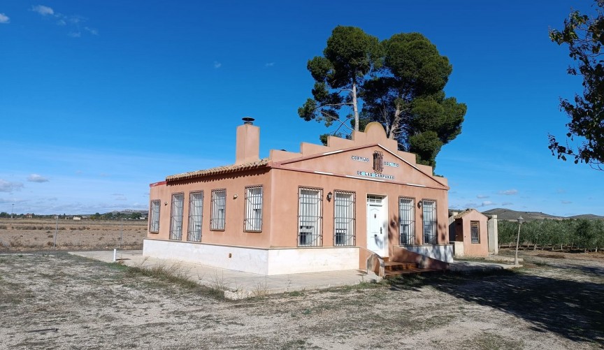 Resale - Villa -
Yecla - Inland