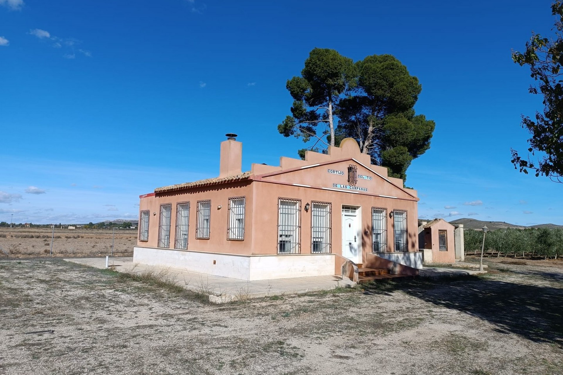 Resale - Villa -
Yecla - Inland