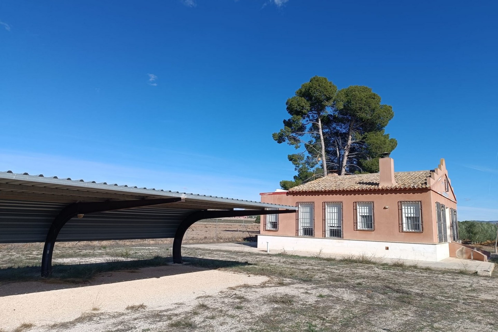 Resale - Villa -
Yecla - Inland